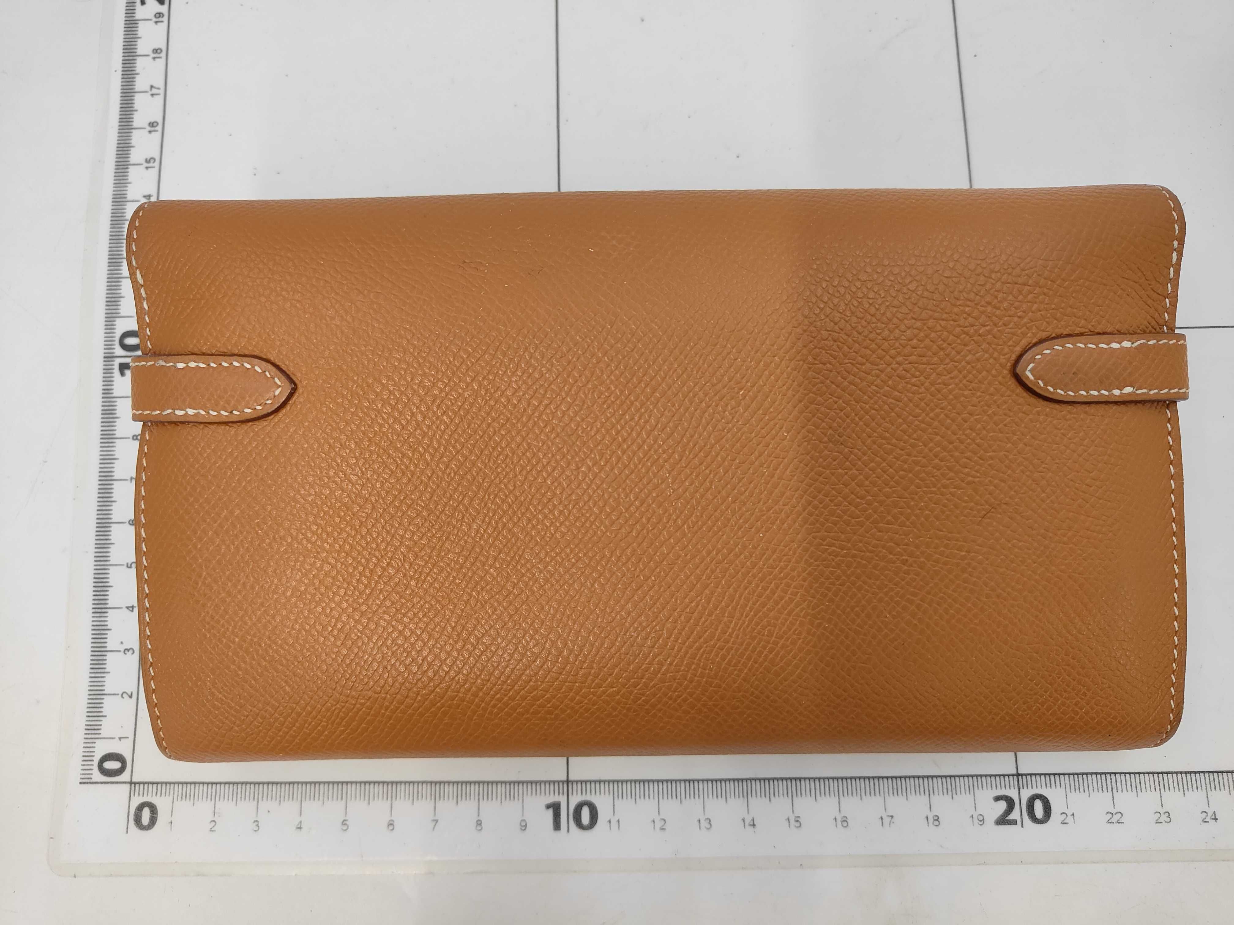 Kelly Wallet, C stamp, Gold — view 2