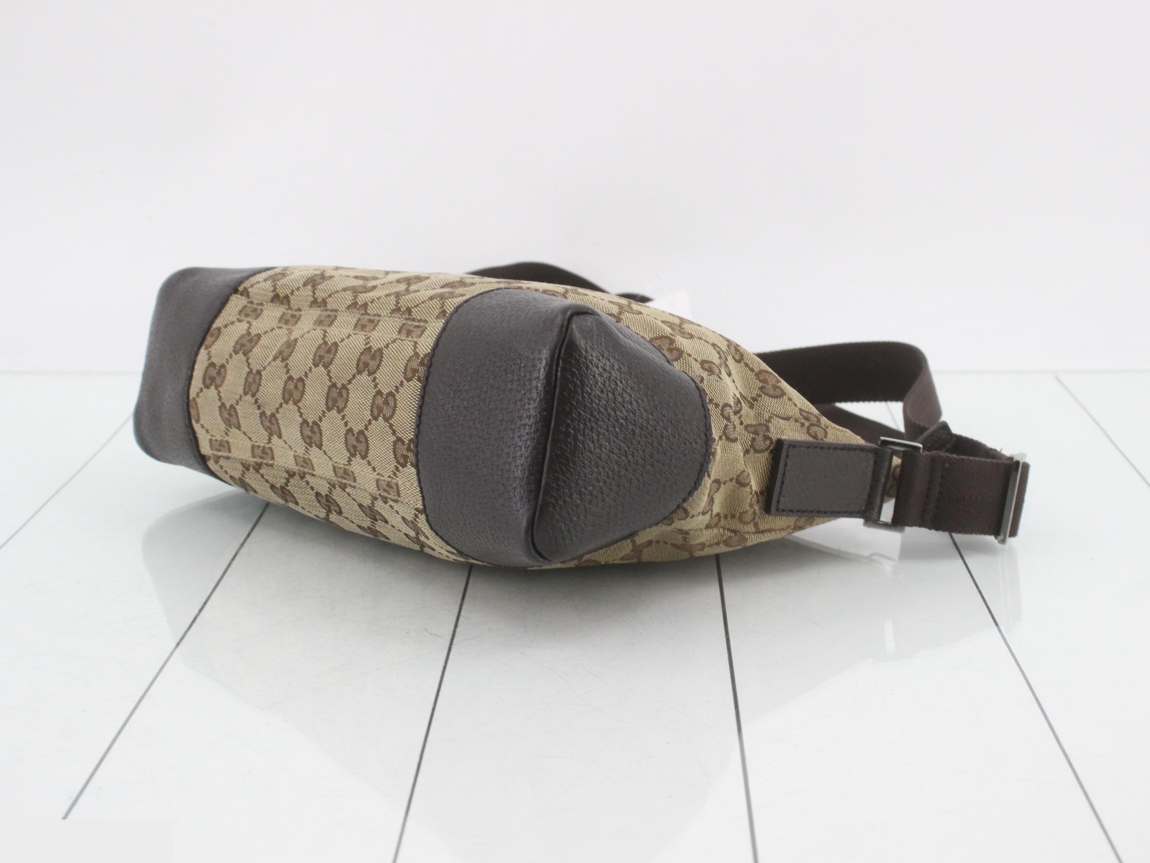 GG Canvas (Bag) Shoulder Bag 114273 — view 6