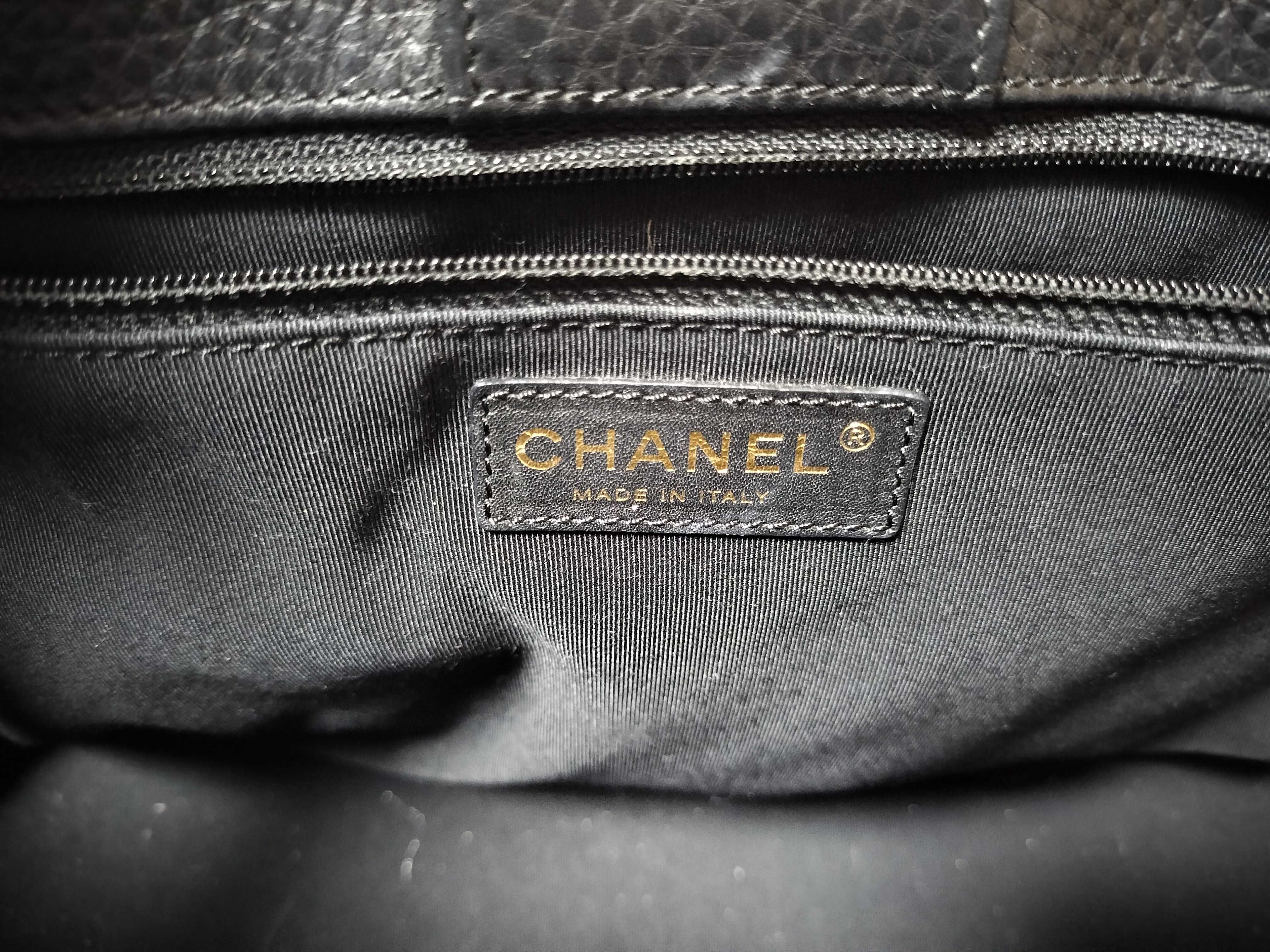 Executive Tote, Series 19 Tote Bag — view 13