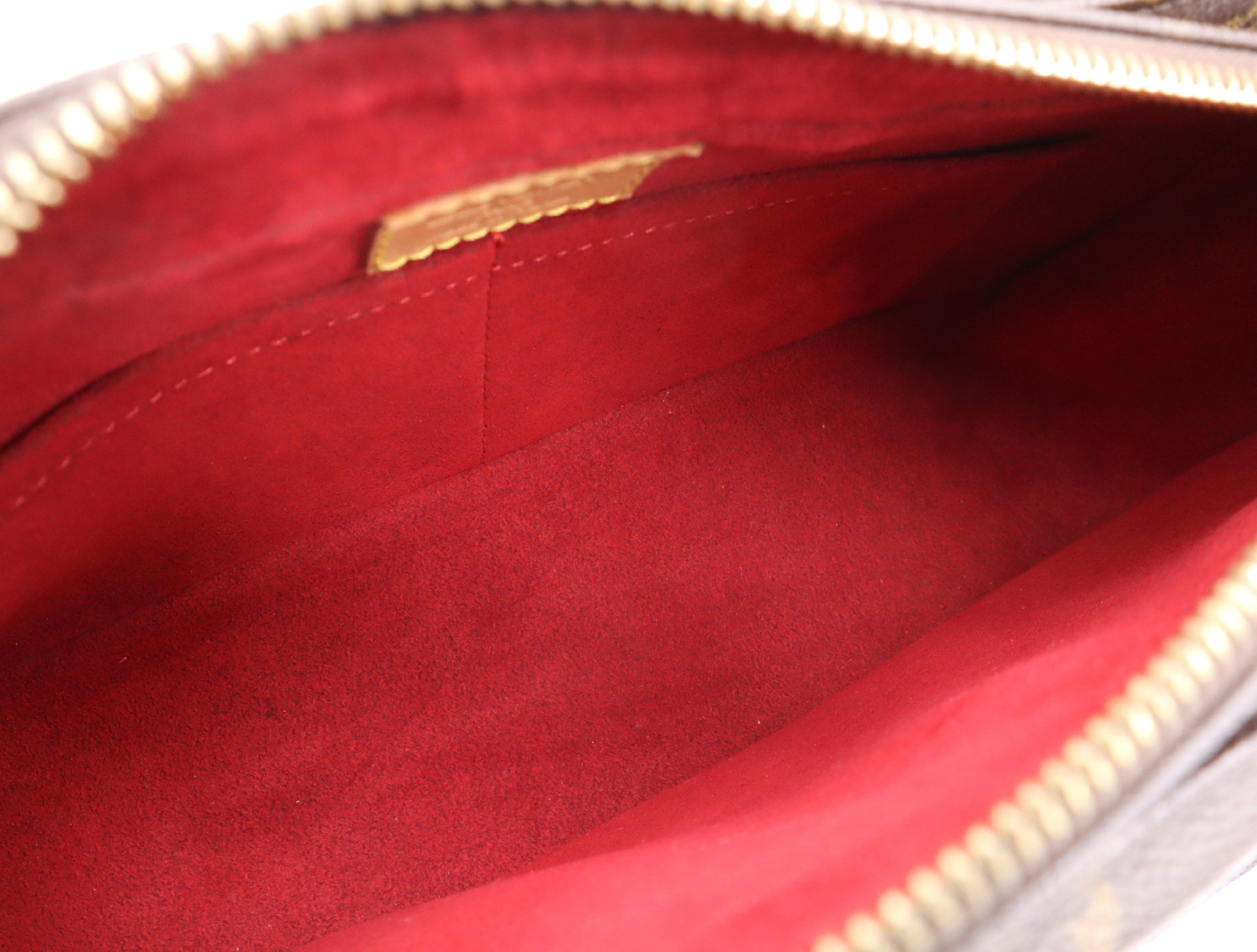 M51164 Monogram Viva Cite MM Shoulder Bag — view 11