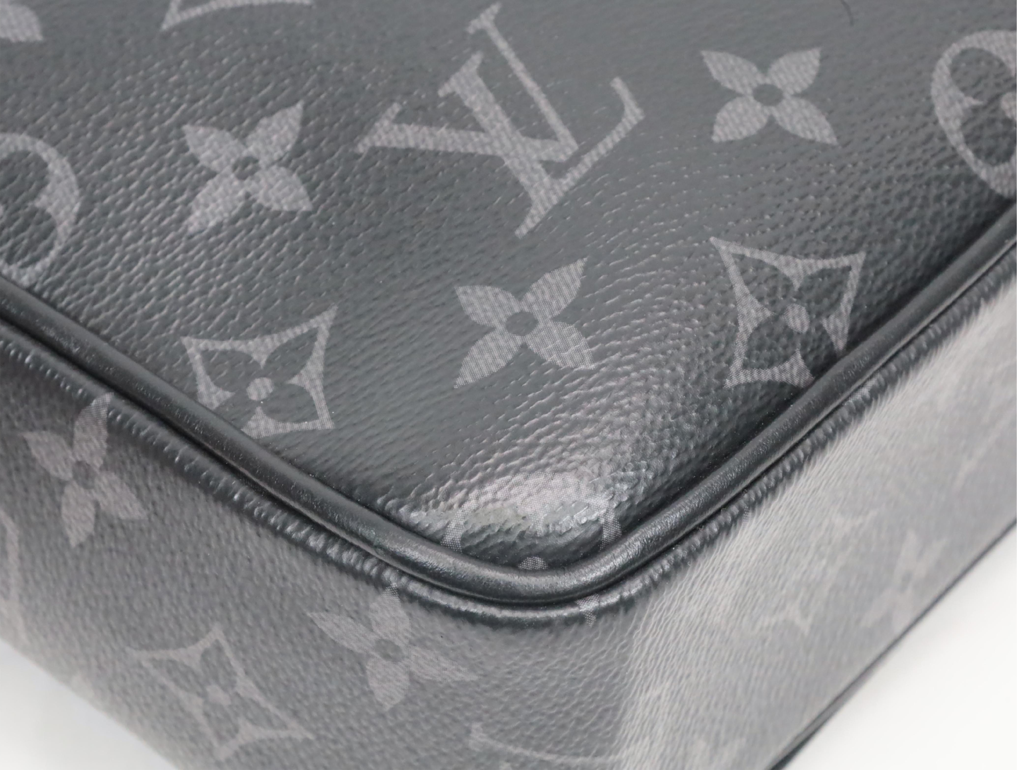 Monogram Eclipse District PM NV3 M46255 Shoulder Bag — view 7