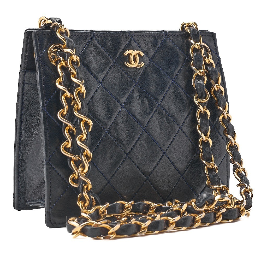 Lambskin Matelassé Square-shaped Double Chain Shoulder Bag — view 3