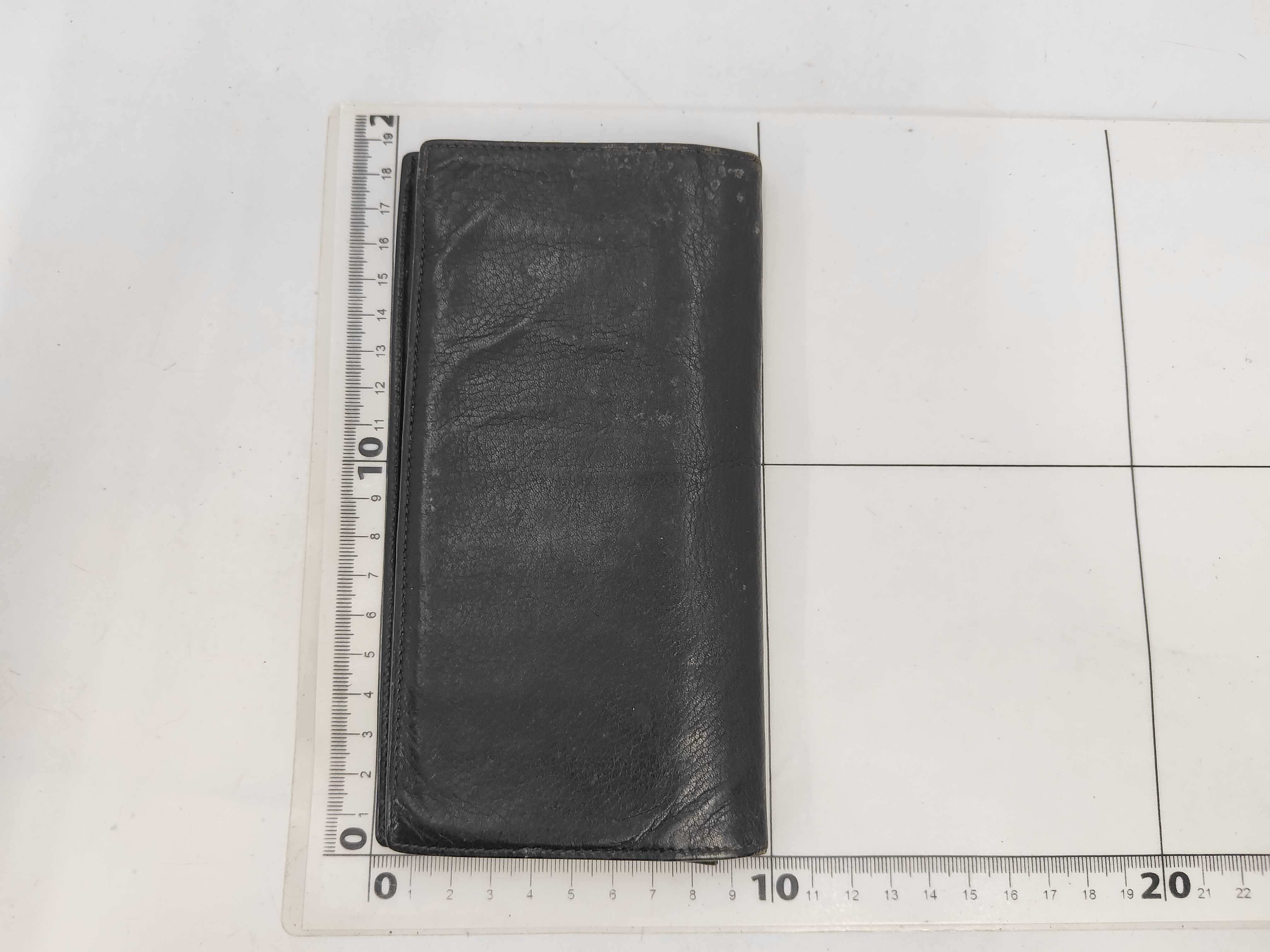 wallet — view 2