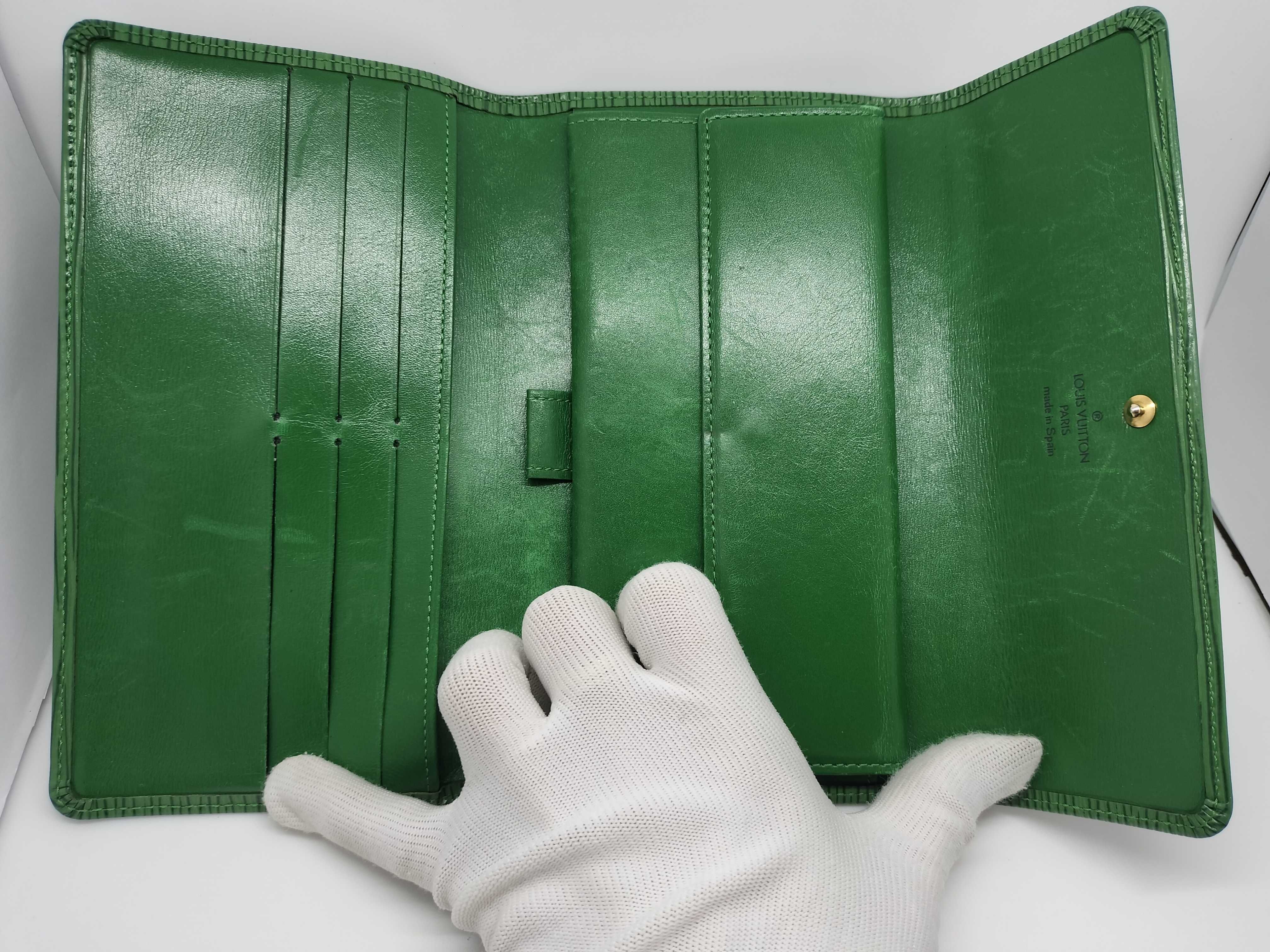 Epi Tresor International Wallet — view 7