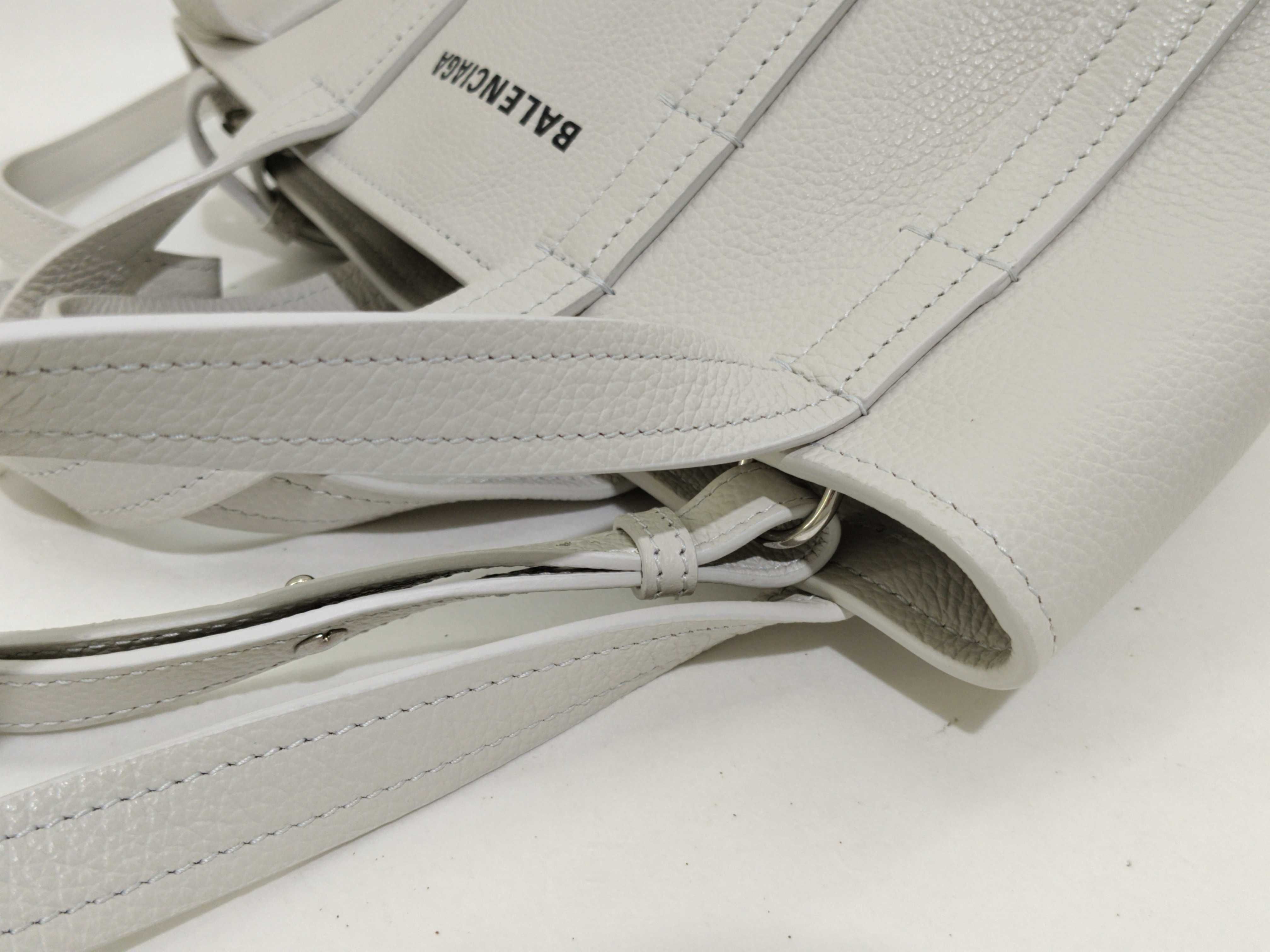 Everyday Tote XS Leather 2-Way Handbag White 672793 Handbag — view 5