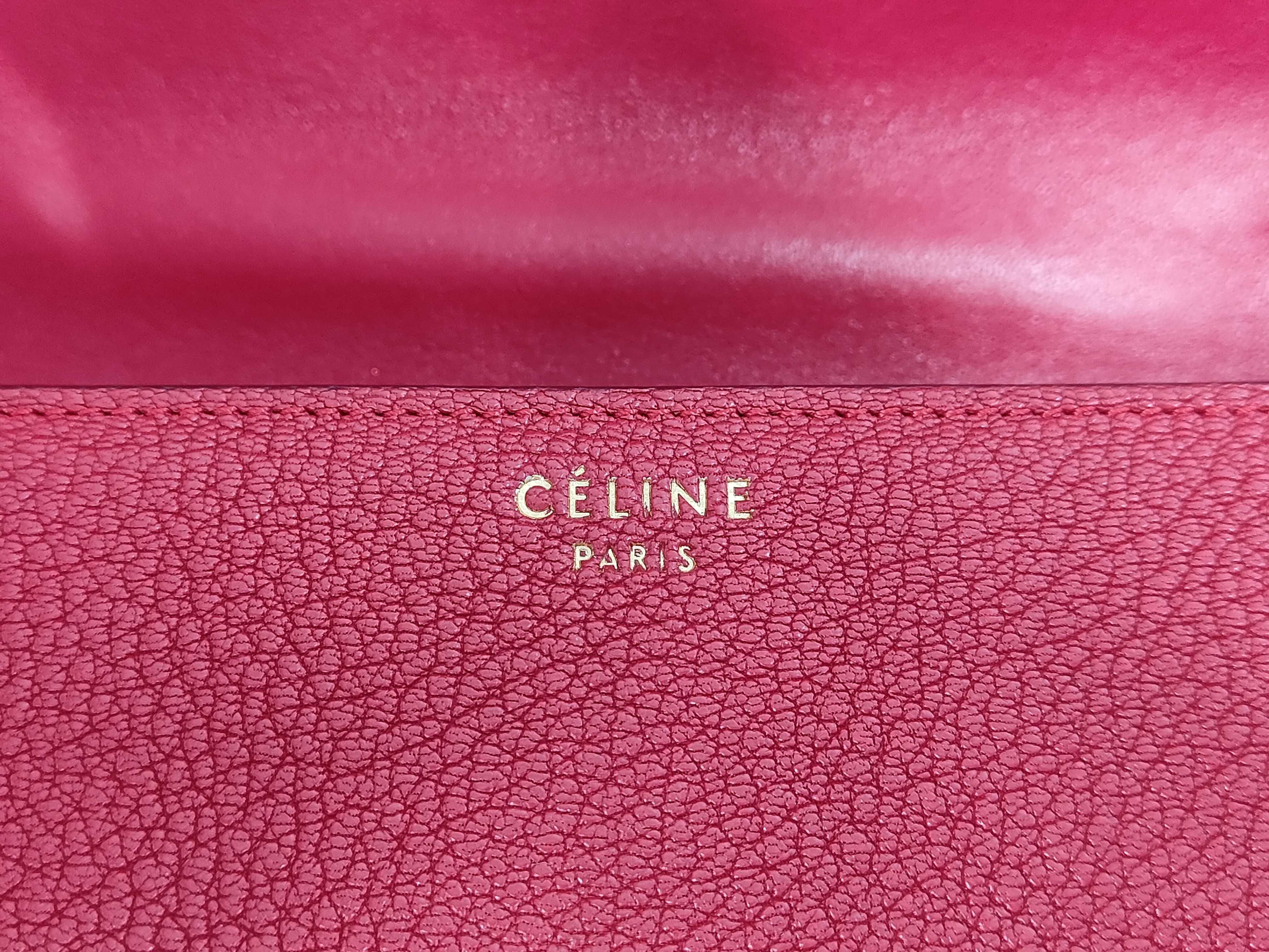 Classic Box Medium Grain Leather Shoulder Bag — view 7