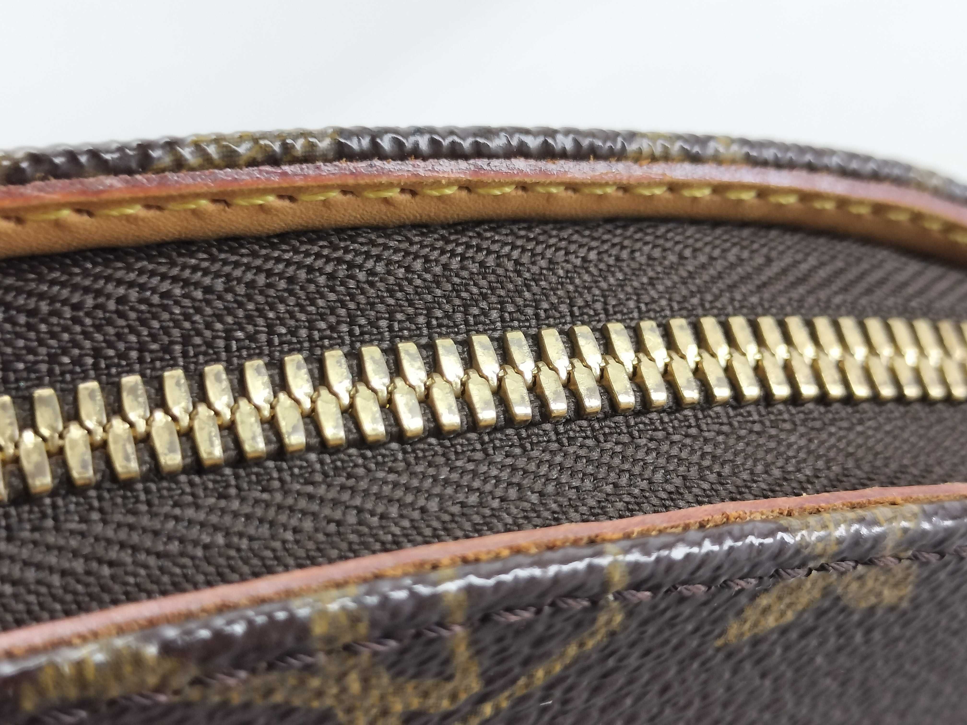 Monogram Louis Vuitton Elliss PM Monogram Handbag M51127 Handbag — view 8