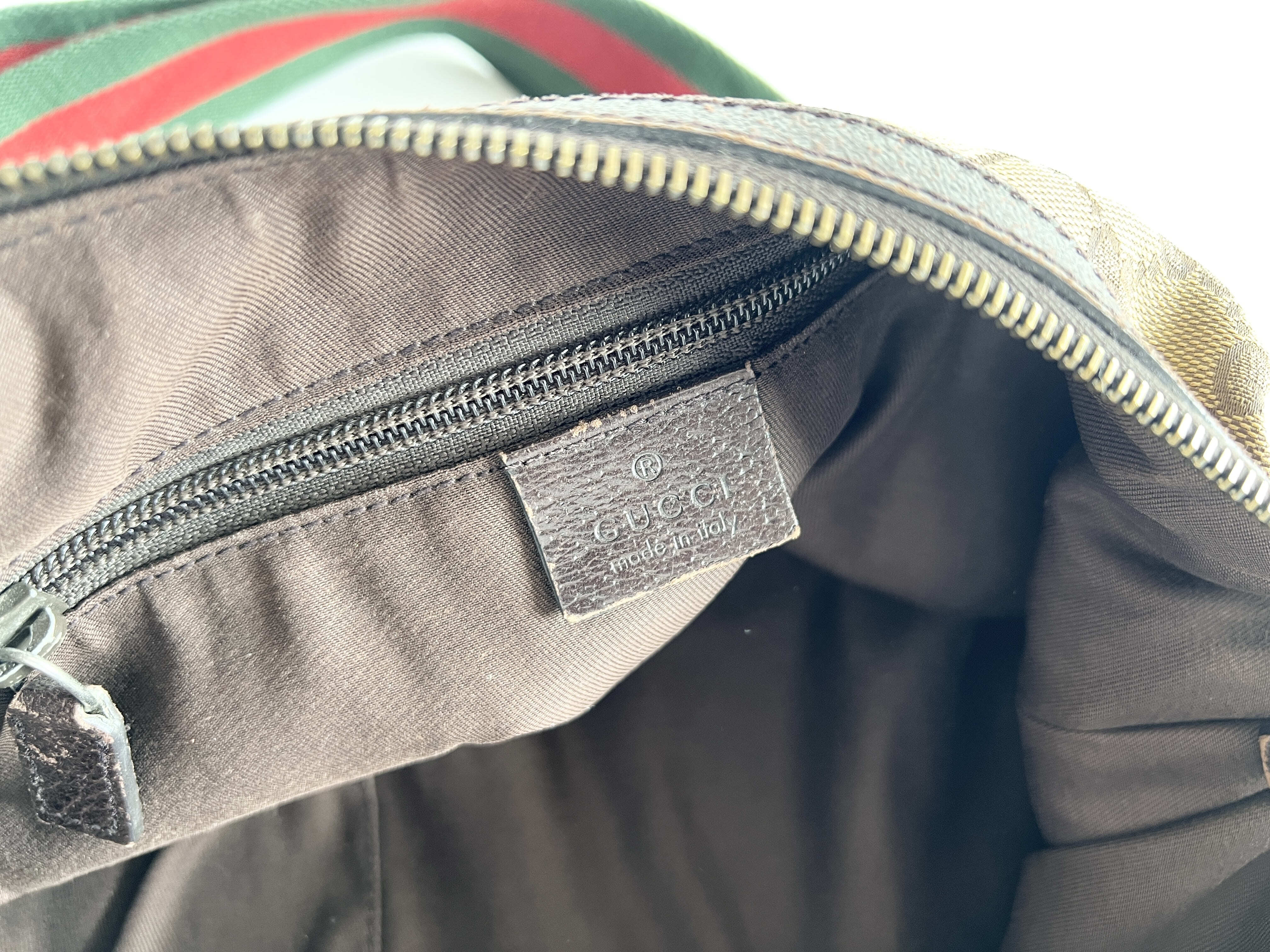 GG Sherry Line Logo Canvas Leather Moon One Shoulder Bag — view 6