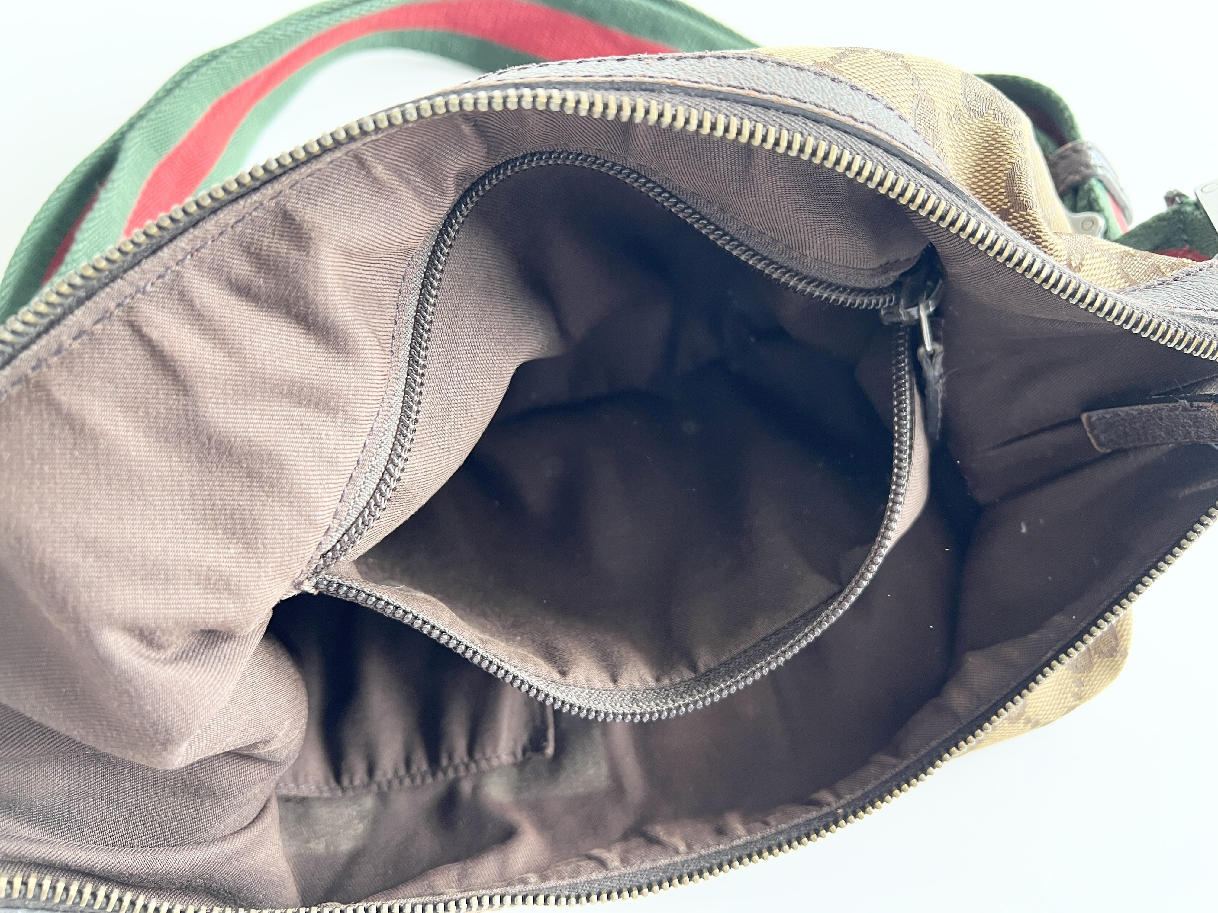GG Sherry Line Logo Canvas Leather Moon One Shoulder Bag — view 8
