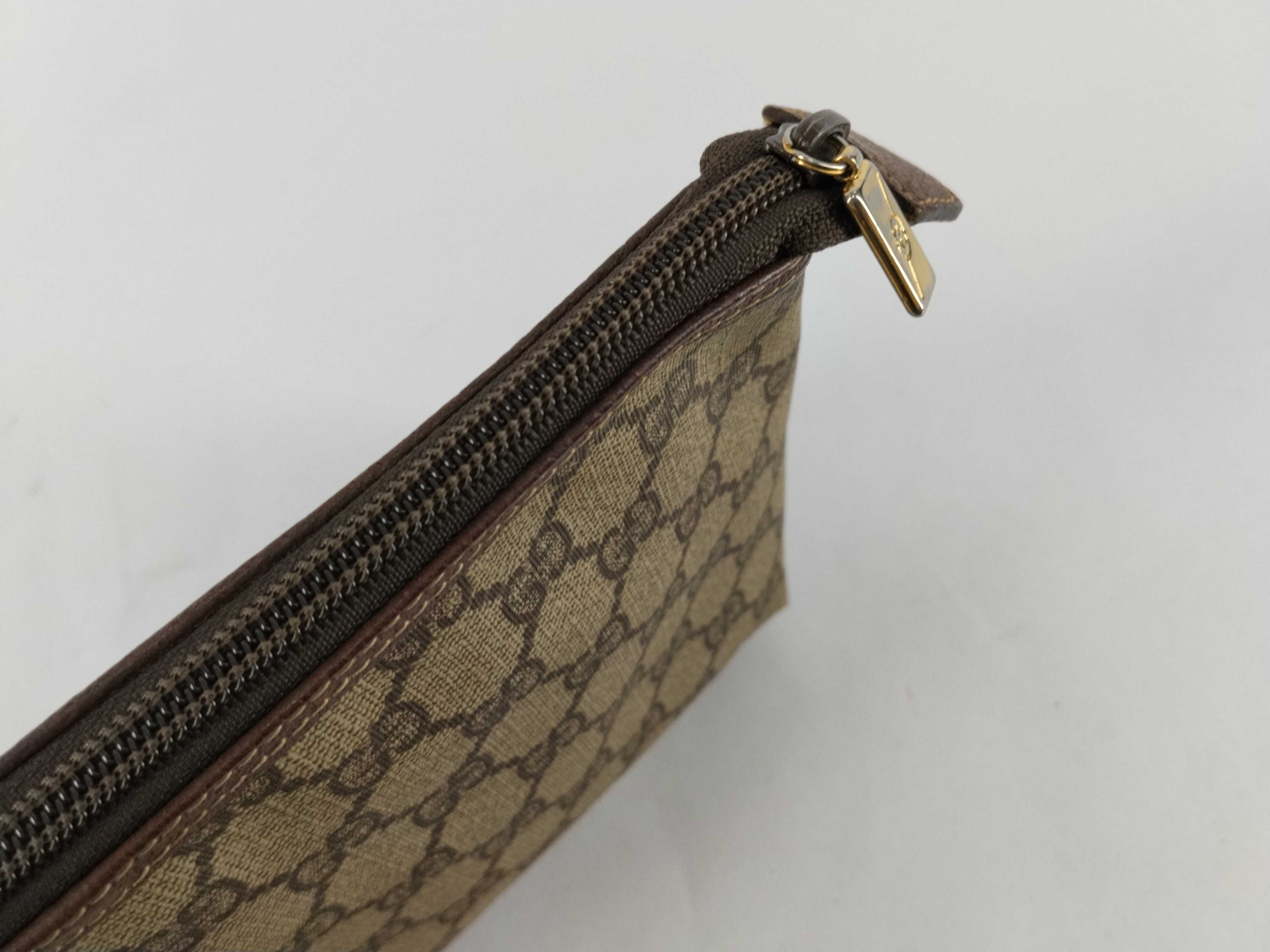 GG Canvas Gucci GG Pattern Second Bag Pouch — view 5