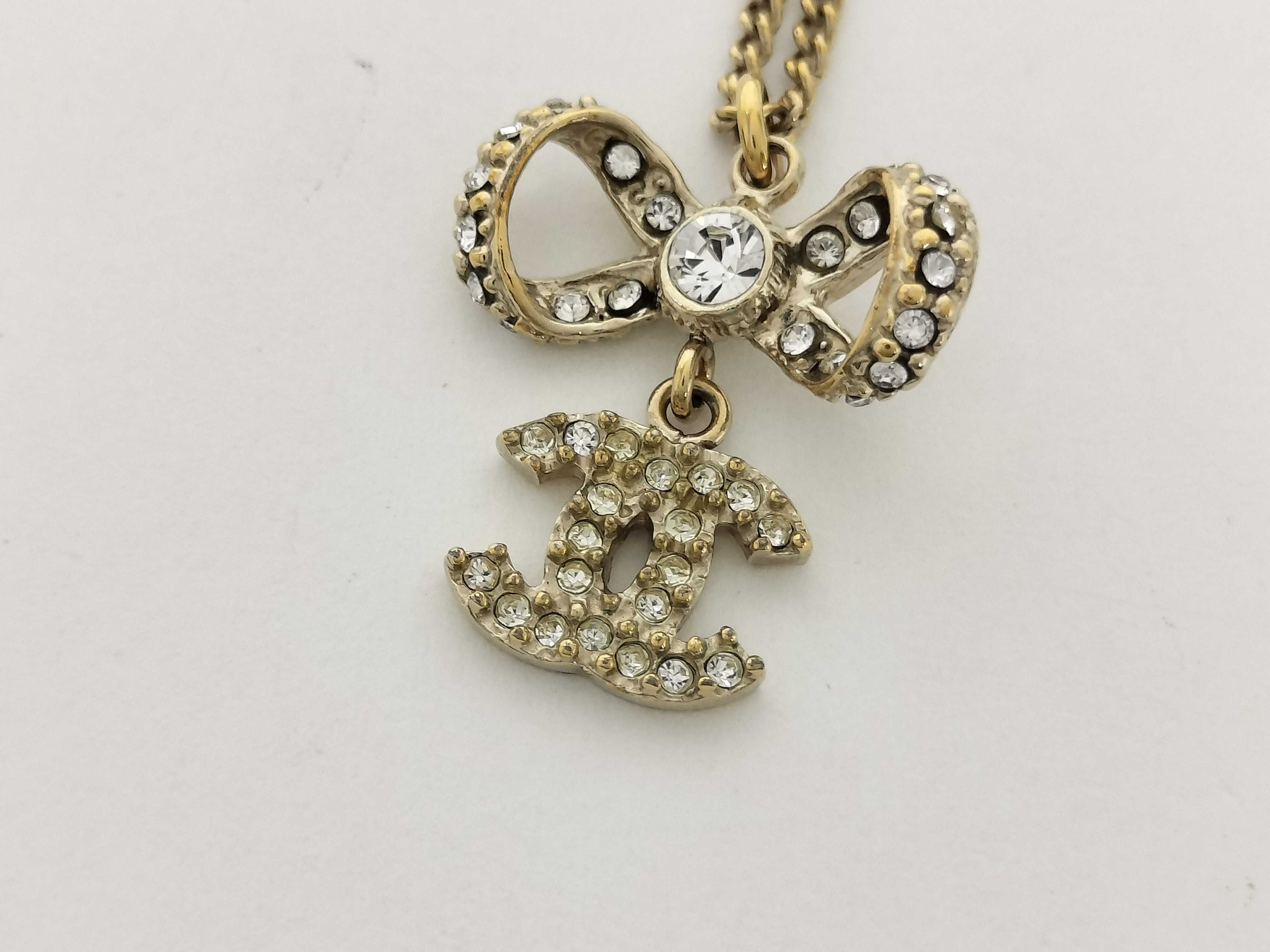 Ribbon CC Rhinestone Necklace (10 pieces) — view 7
