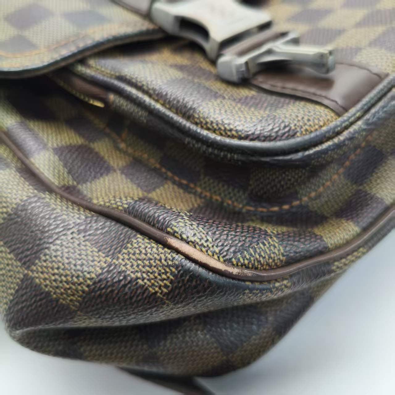 【*Shipped from: China*】LOUIS VUITTON PU Shoulder Bag — view 3