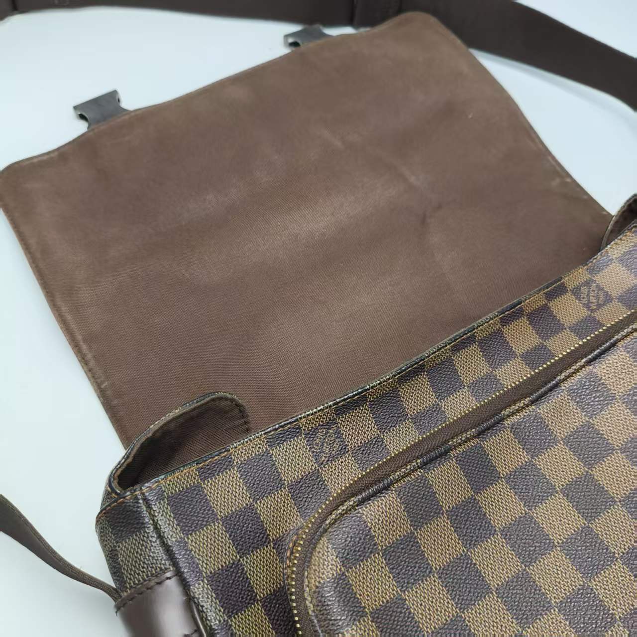 【*Shipped from: China*】LOUIS VUITTON PU Shoulder Bag — view 5