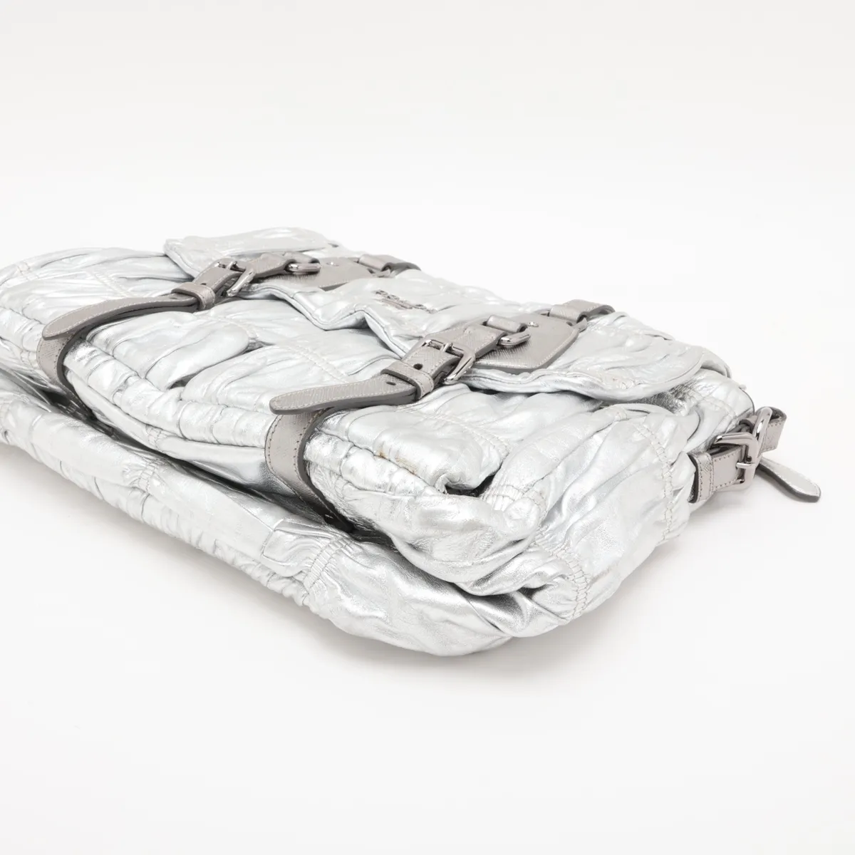 leather shoulder bag, silver — view 3