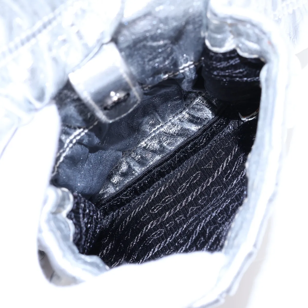 leather shoulder bag, silver — view 10