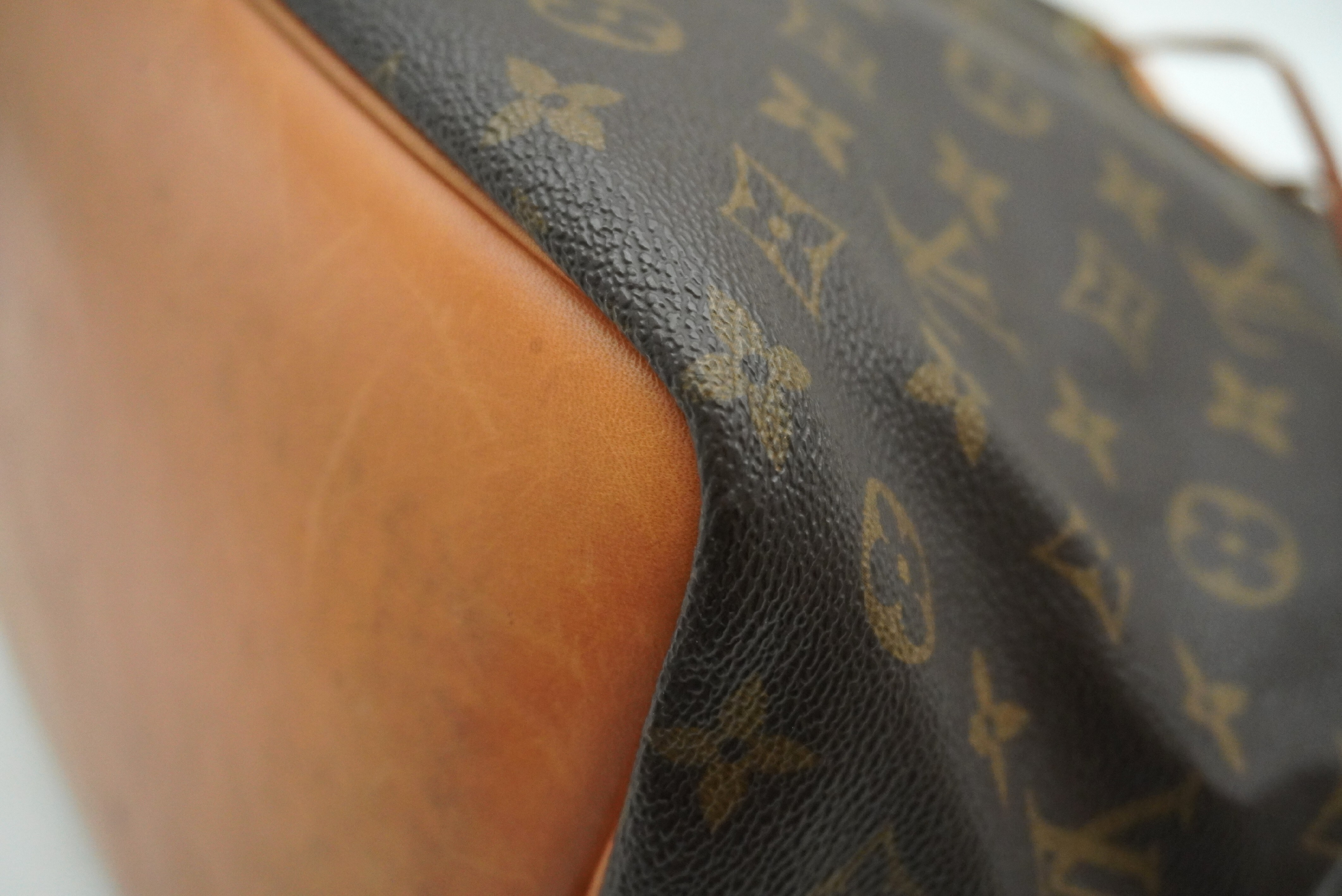 Monogram Petit Noé M42226 Shoulder Bag — view 9