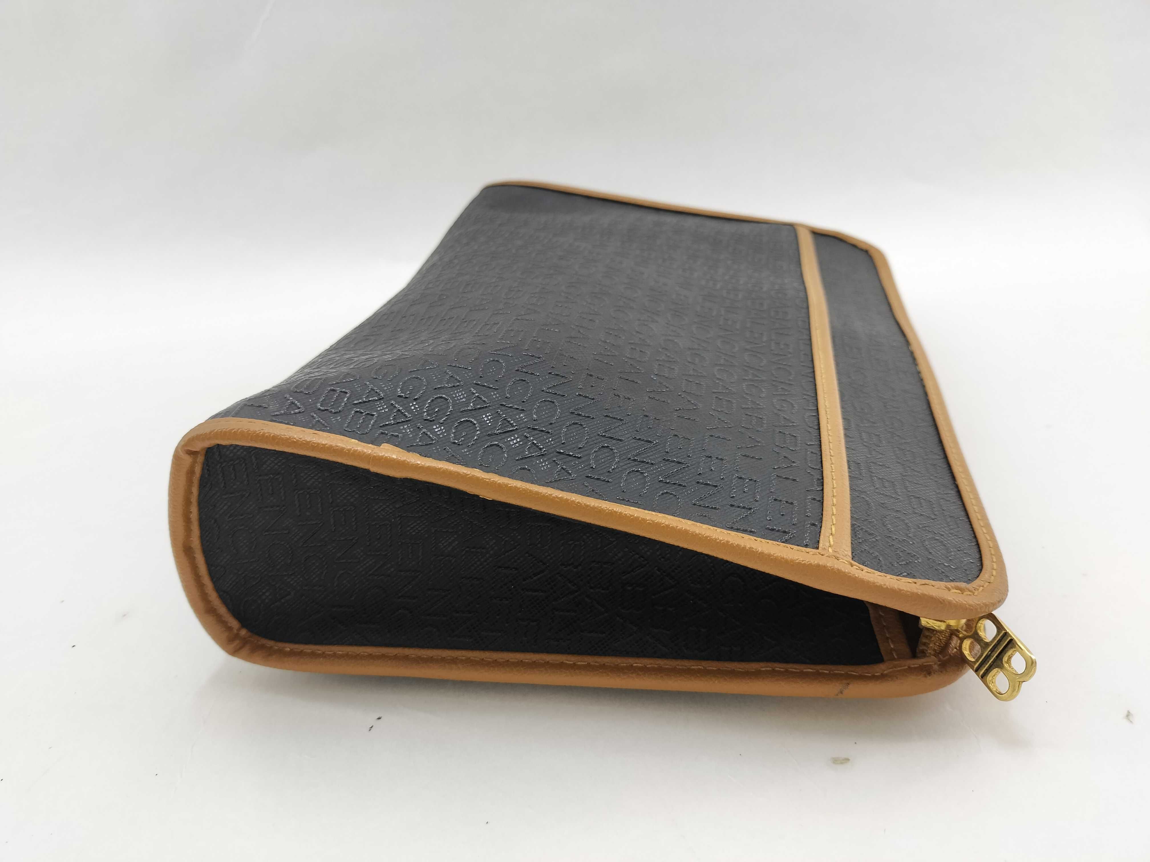 Clutch Bag BB Logo Black — view 6