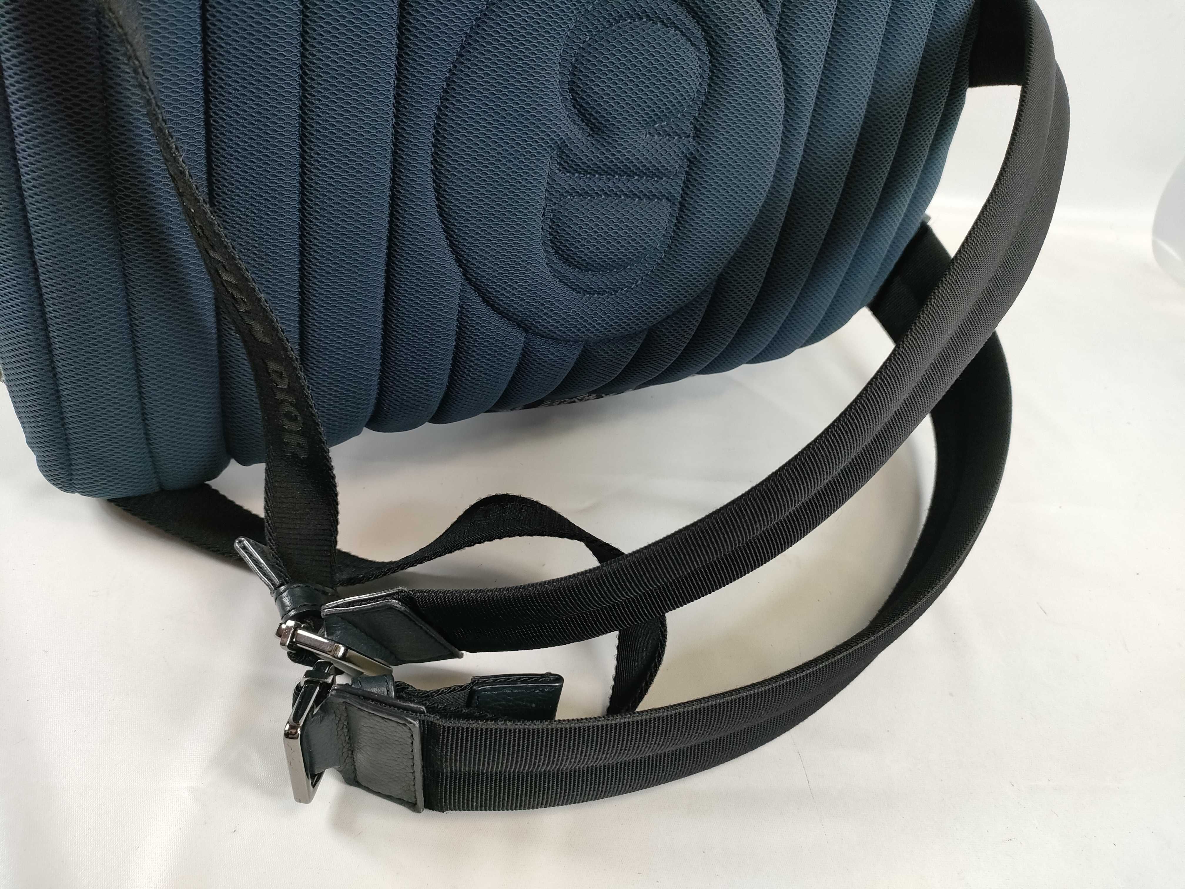 backpack — view 3