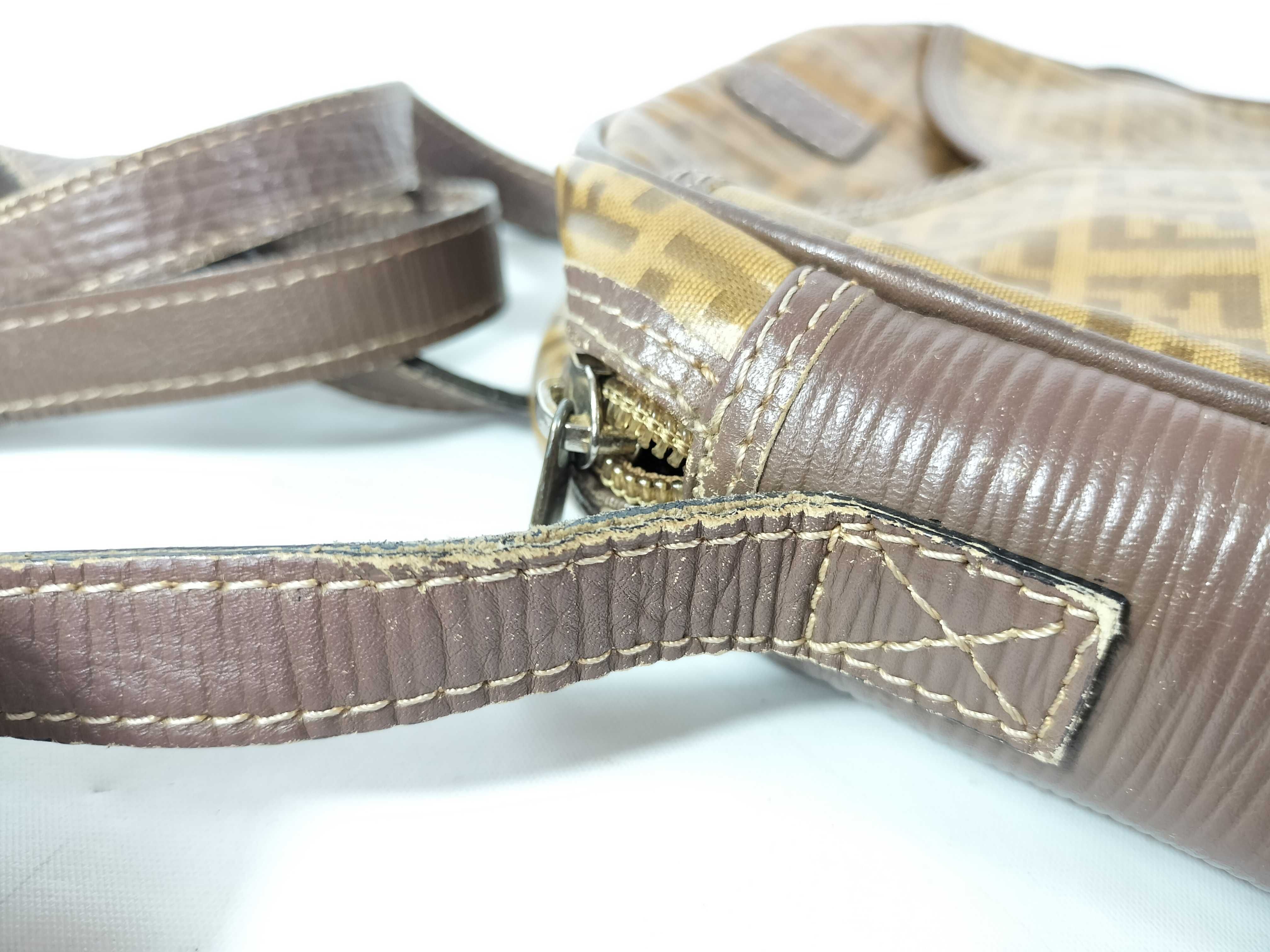 Zucca pattern shoulder camera bag — view 4
