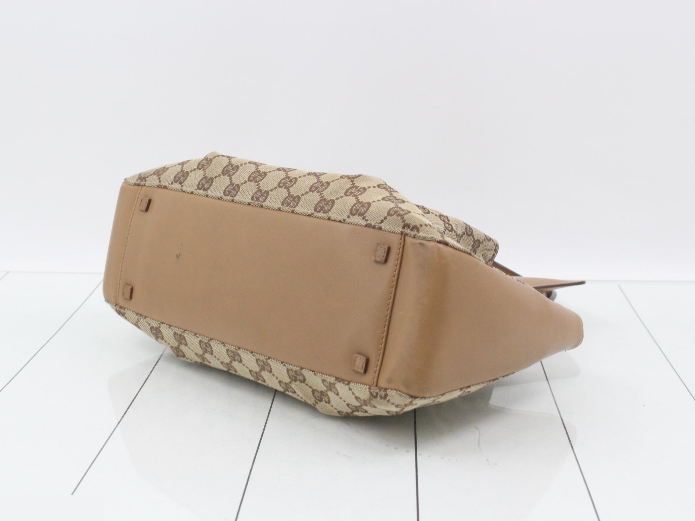 One-shoulder bag, GG canvas, with pouch. — view 6