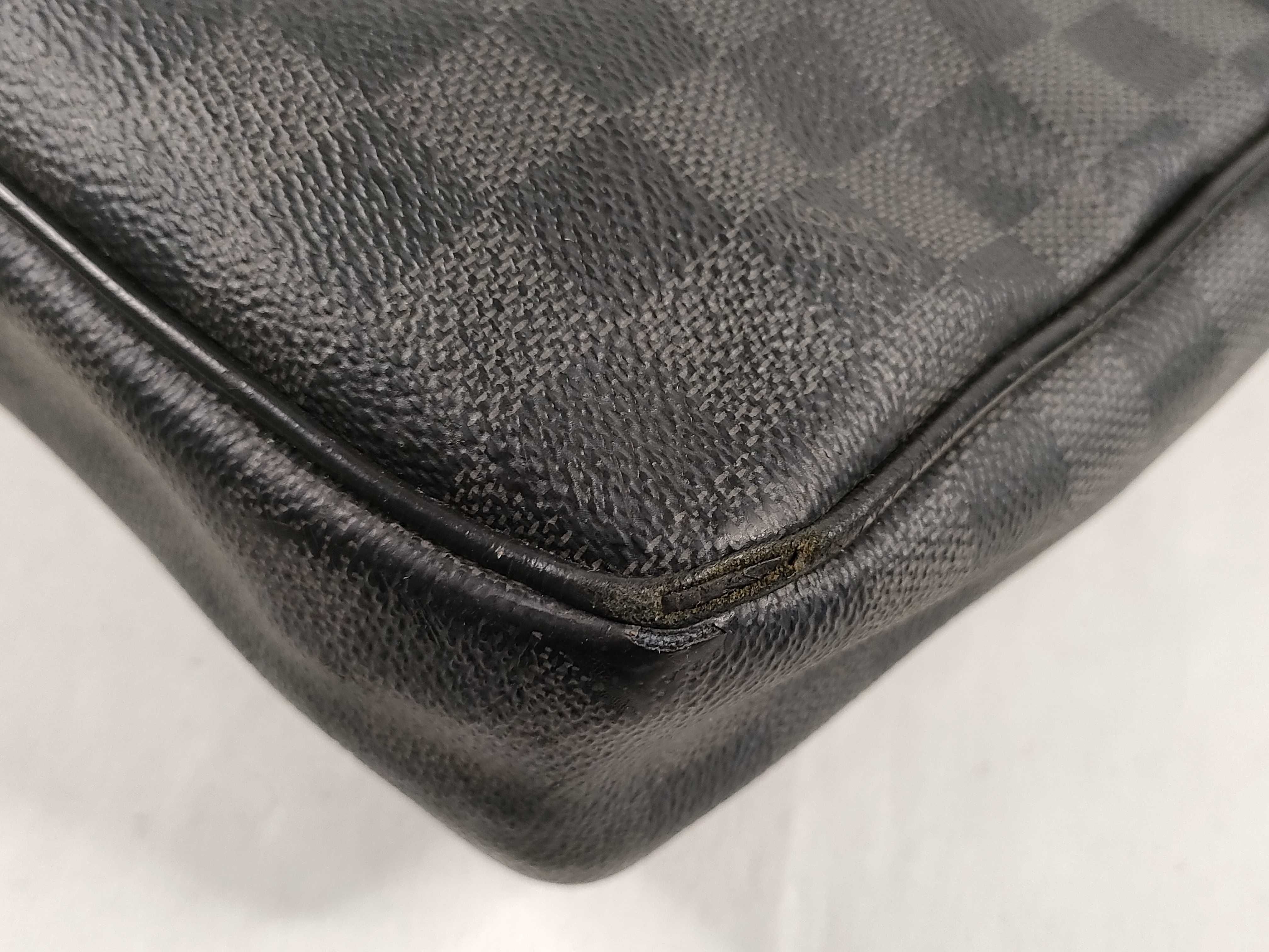 Damier Graphite Porte Documents Voyage PM N41478 Black (RFID detected) Business Bag — view 6