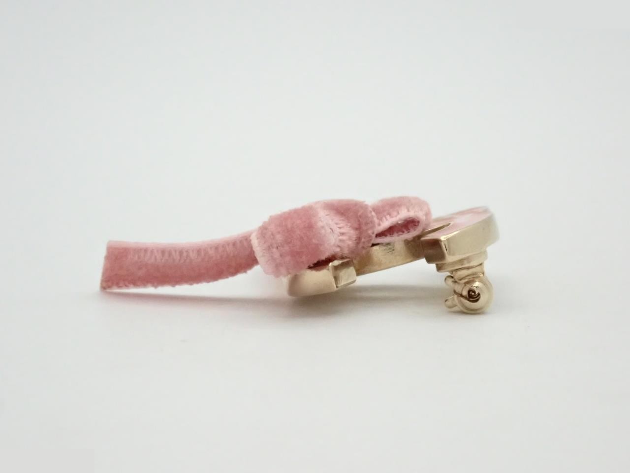 Brooch - Coco Mark/Ribbon — view 3