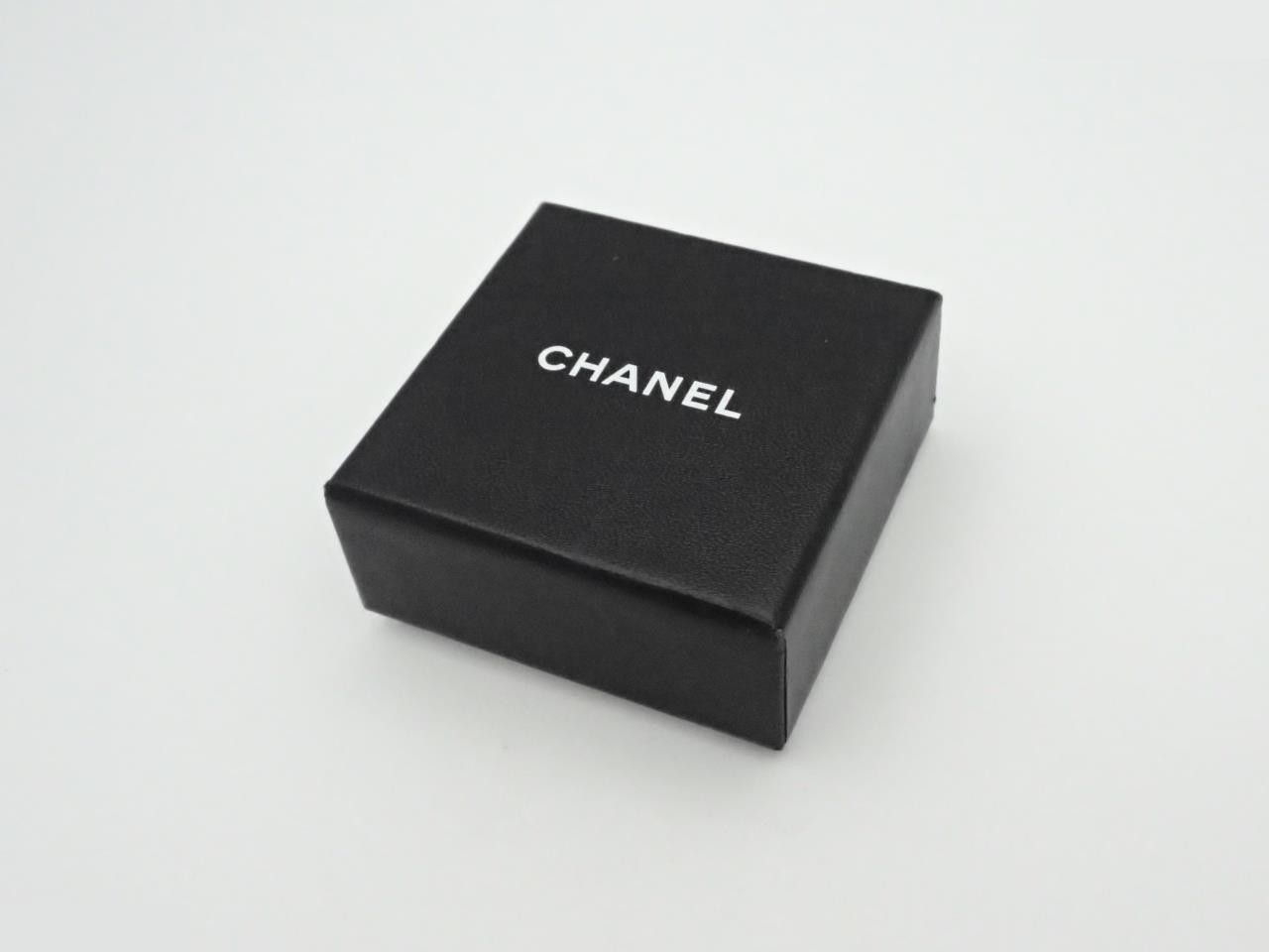 Brooch - Coco Mark/Ribbon — view 4