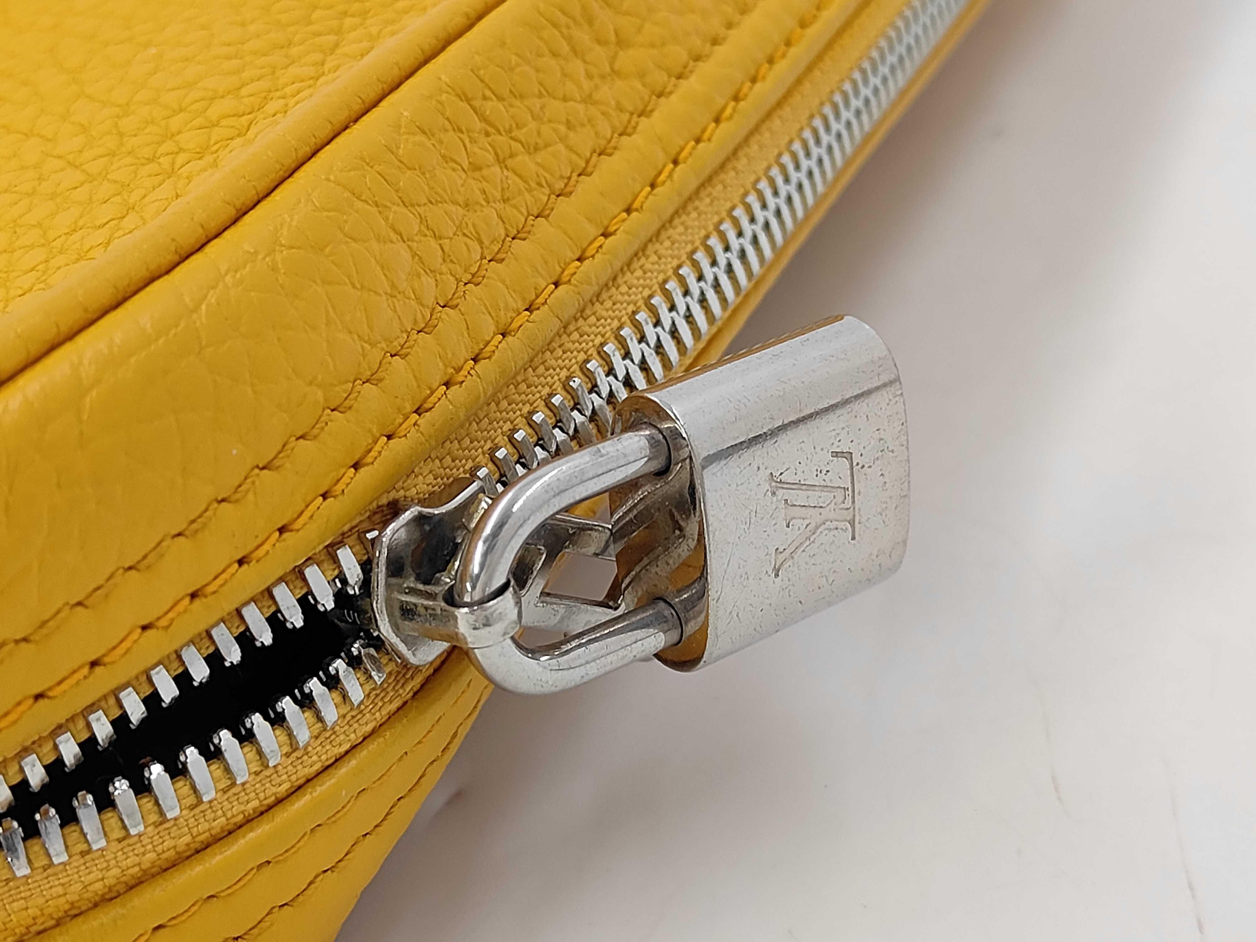 LV Bag Port Document Voyage Business Bag — view 8