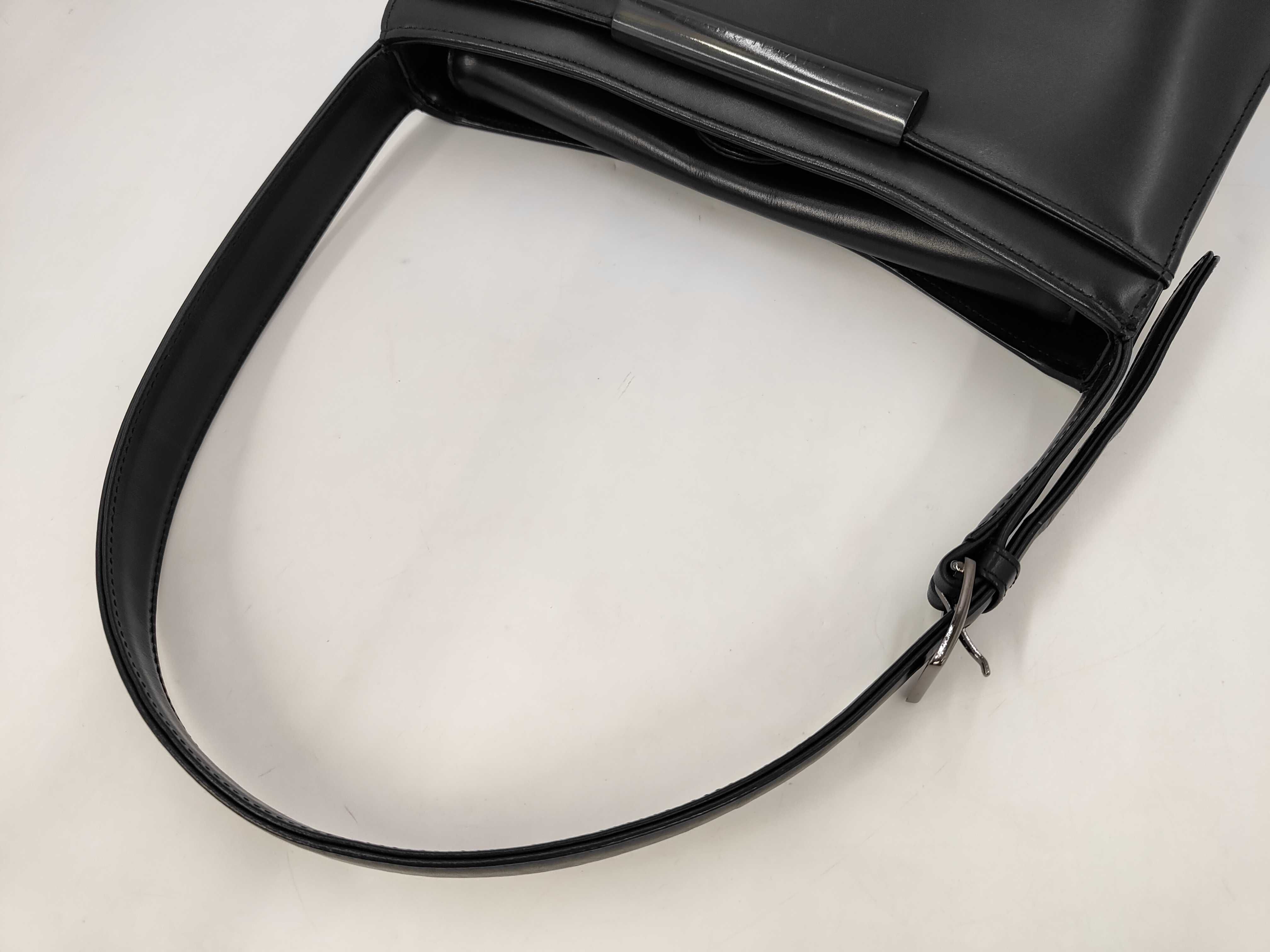 Vintage Logo Handbag, Black Shoulder Bag — view 4
