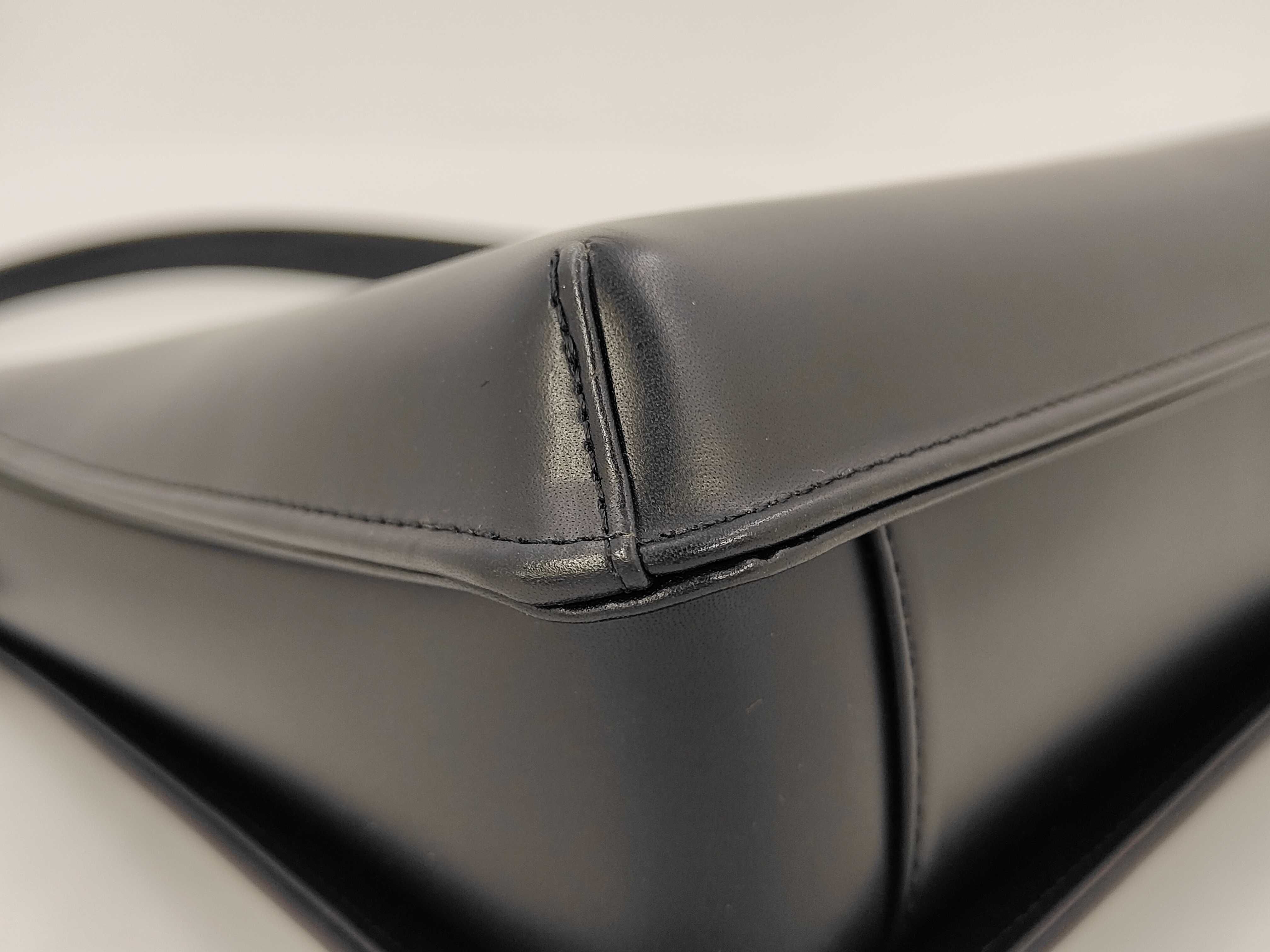 Vintage Logo Handbag, Black Shoulder Bag — view 6