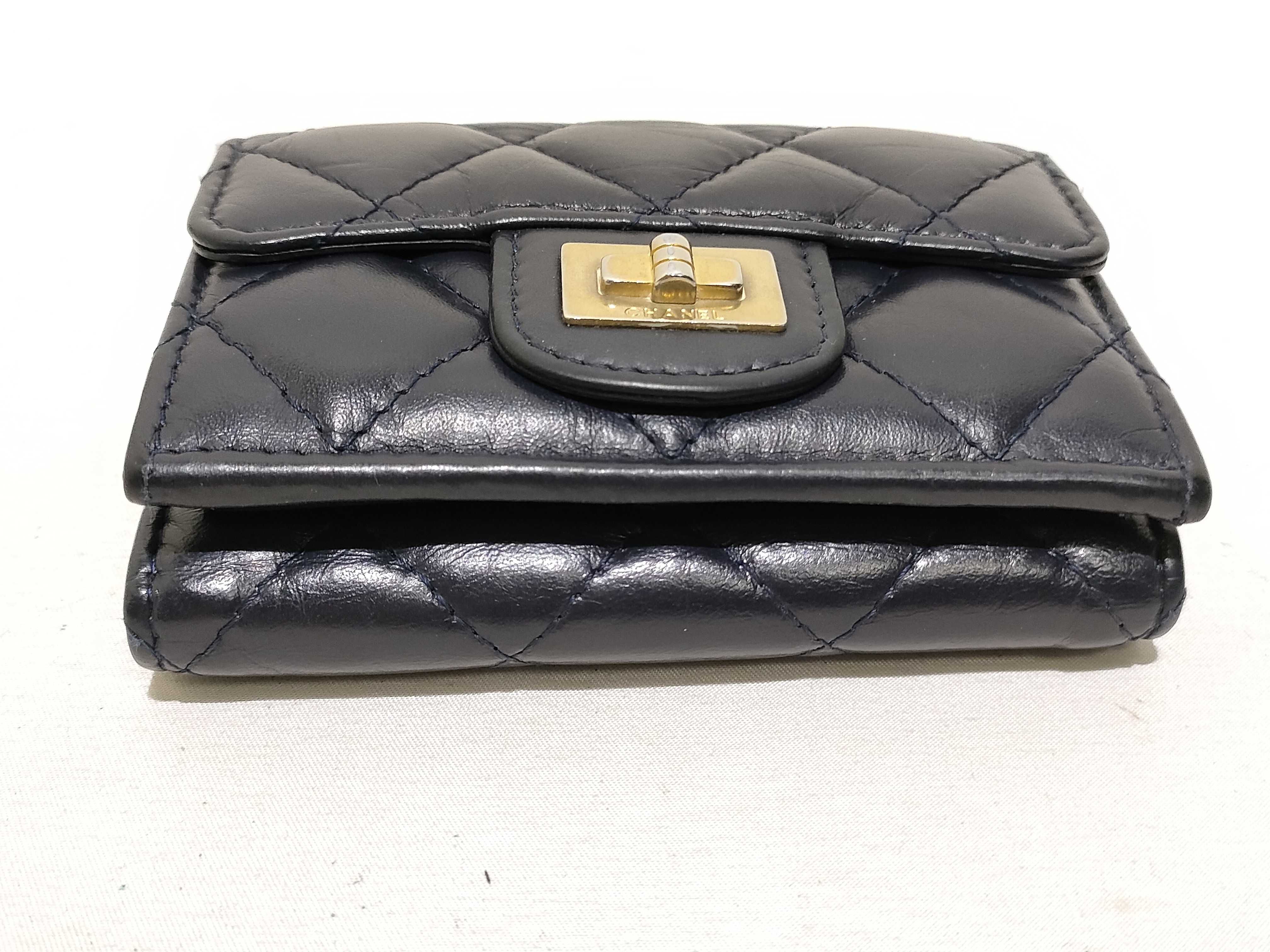 Lambskin Tri-fold Wallet (with seal) — view 3
