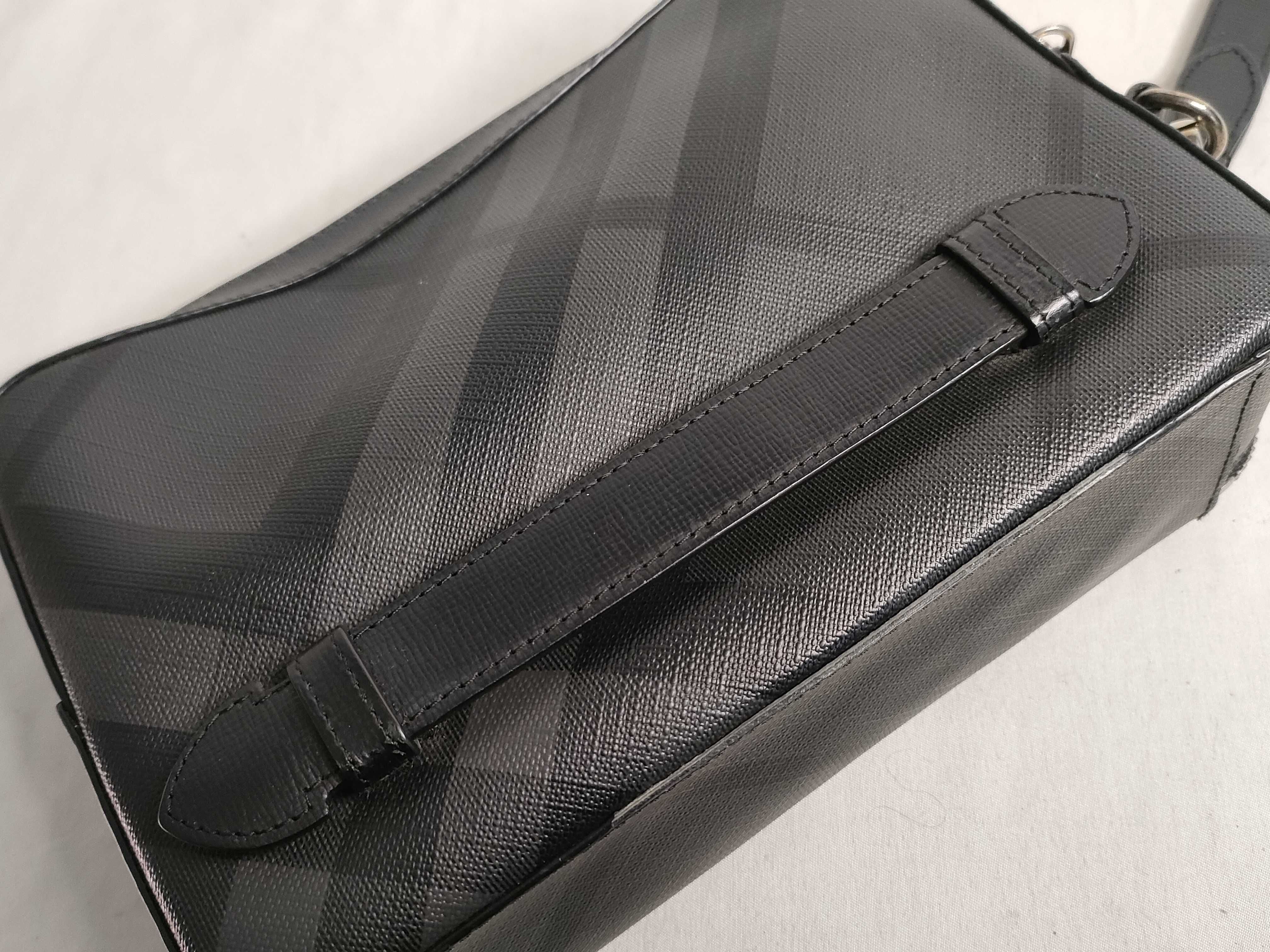 Nova Check Clutch Bag, Black, with Strap. — view 3