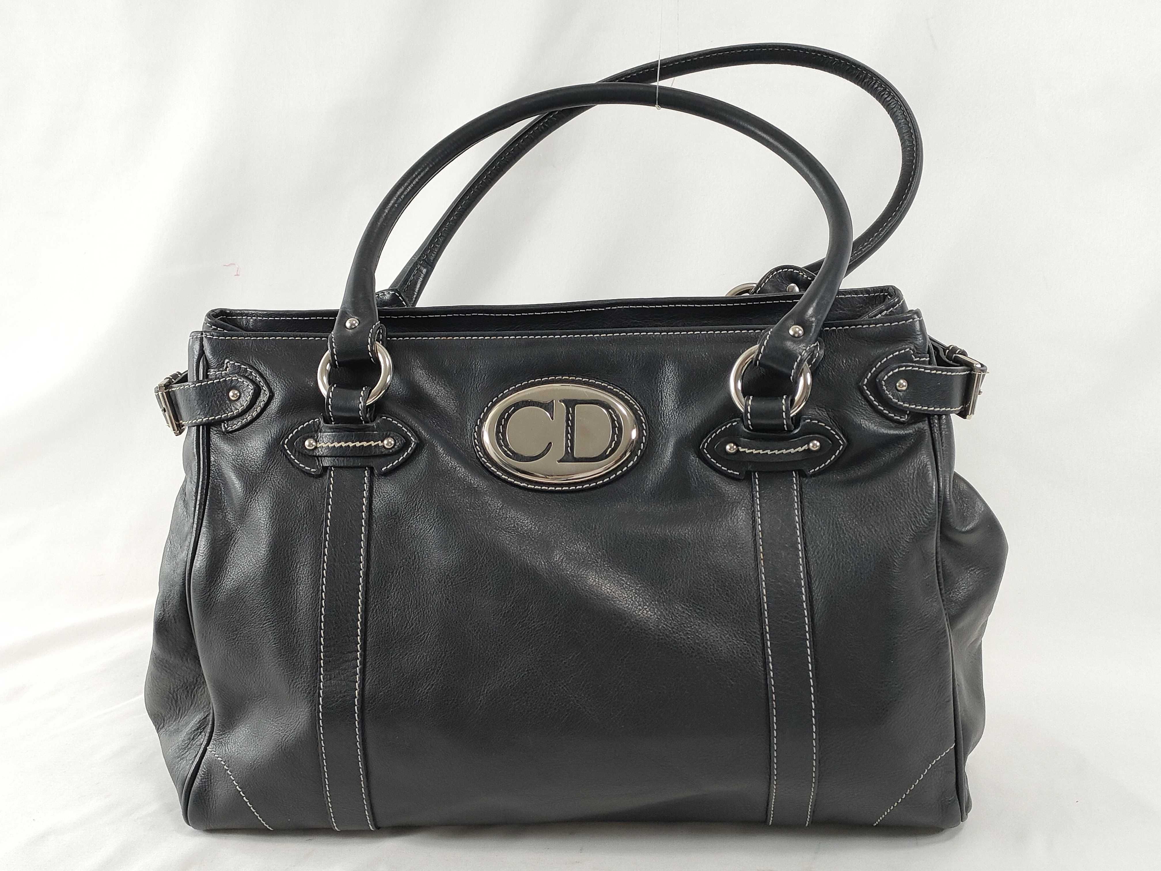 CD logo shoulder bag, black tote bag