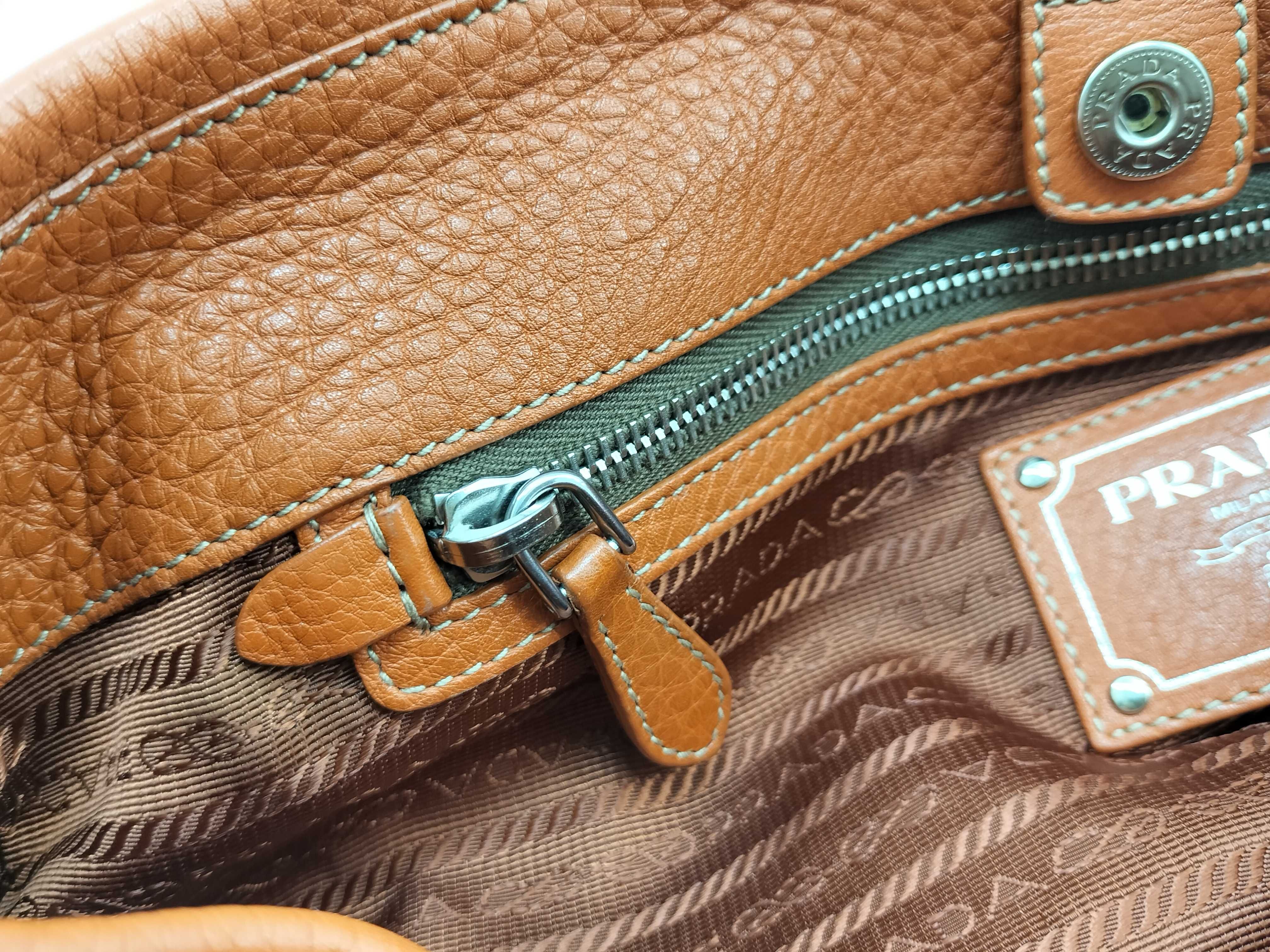 Vitello Daino Tote Shoulder Bag — view 15