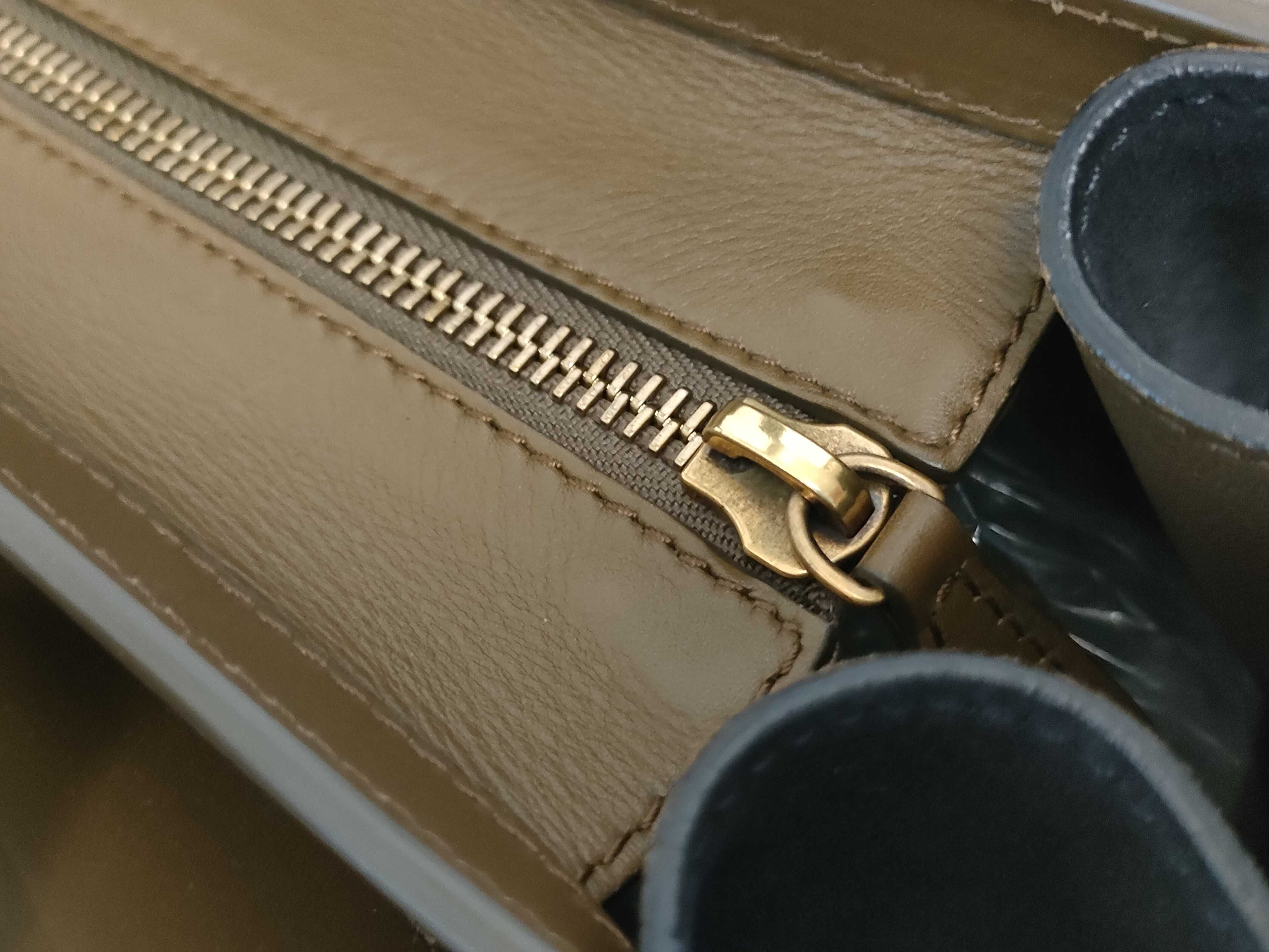 Luggage Shopper Leather 2-Way Handbag — view 6