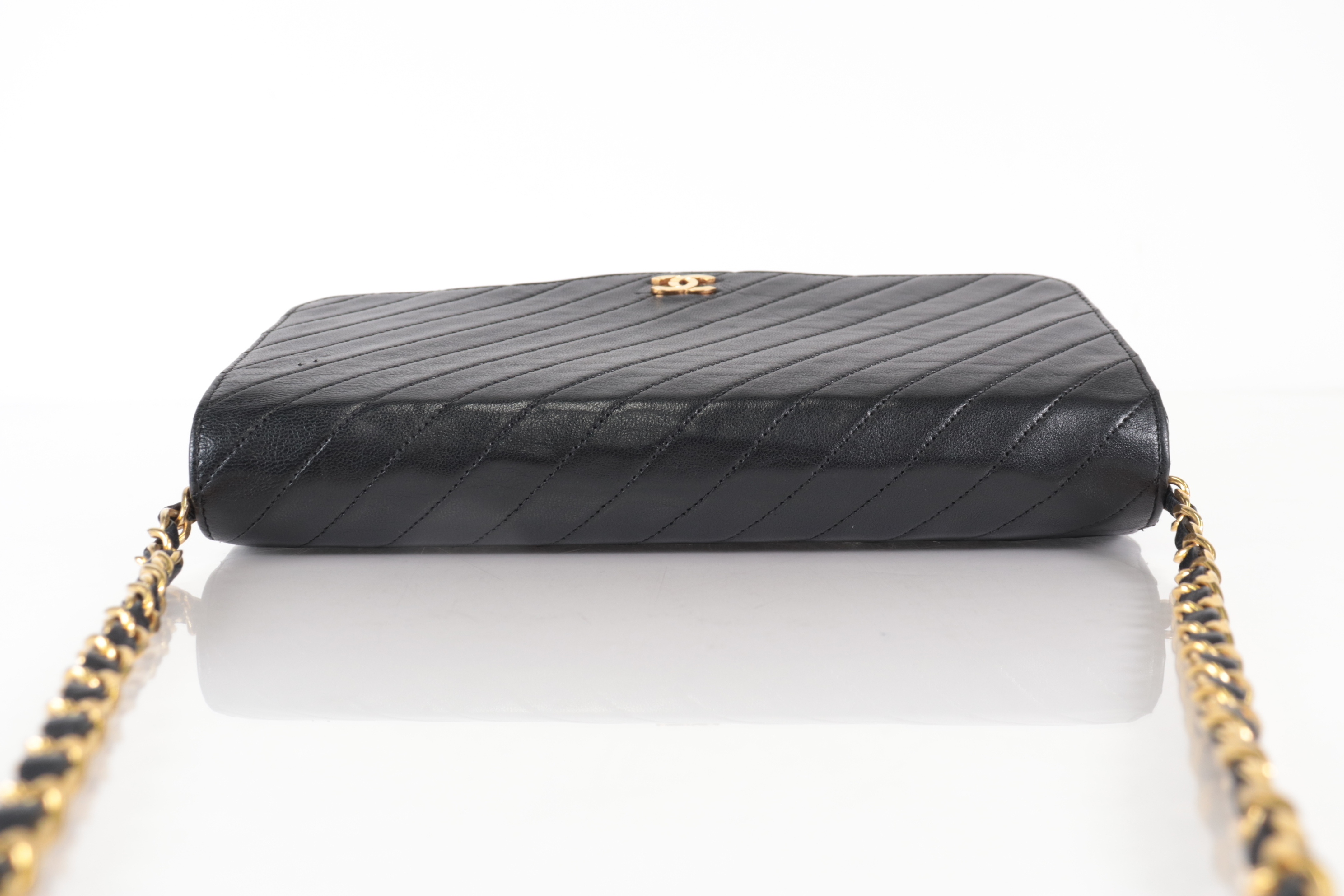 Lambskin Diagonal Stitch Push Chain Shoulder Bag (Series 1) — view 5