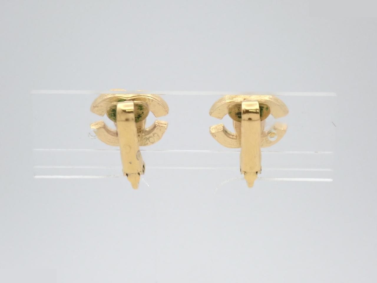 earrings, gold — view 2