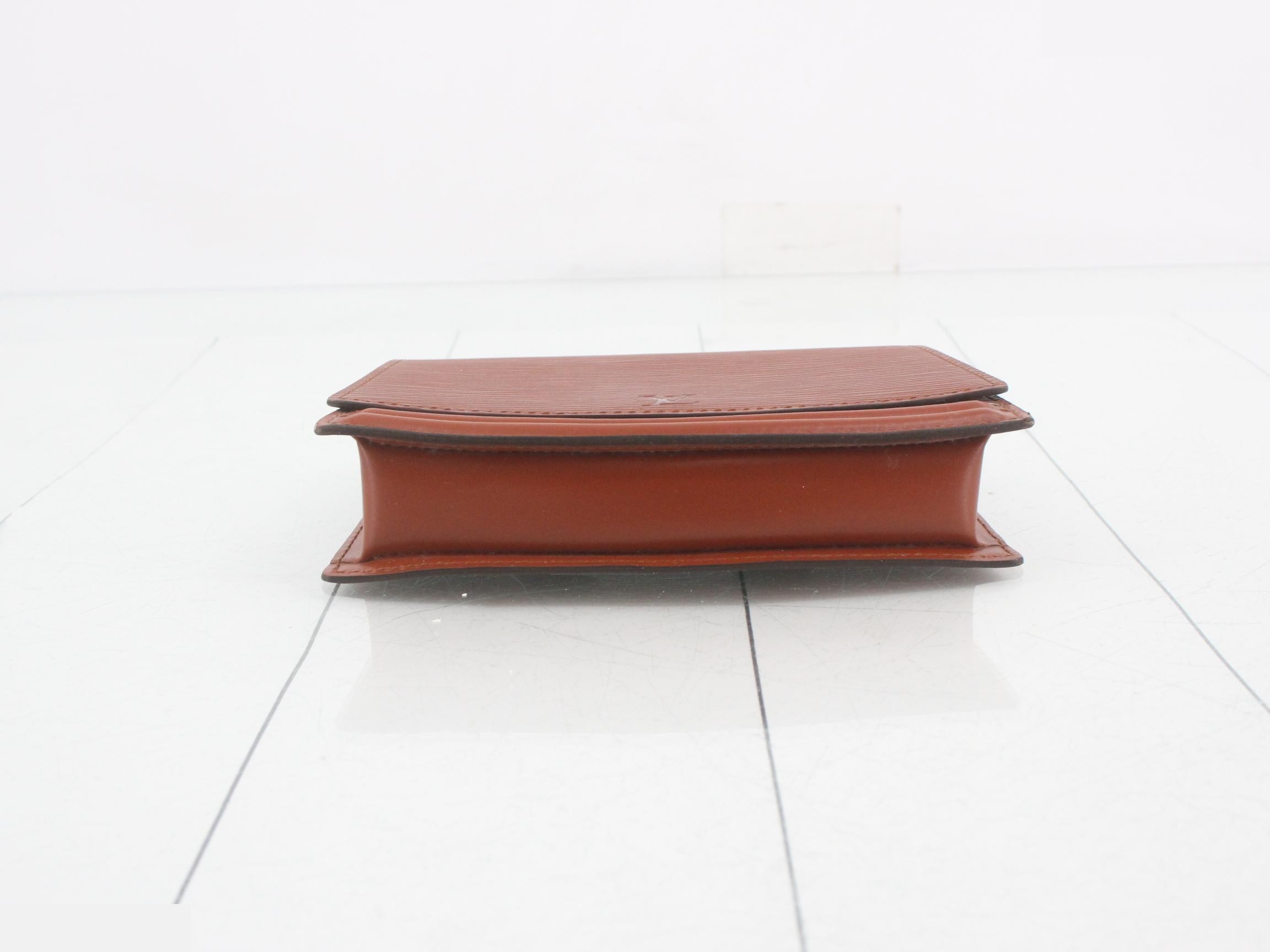 Epi Pochette — view 3