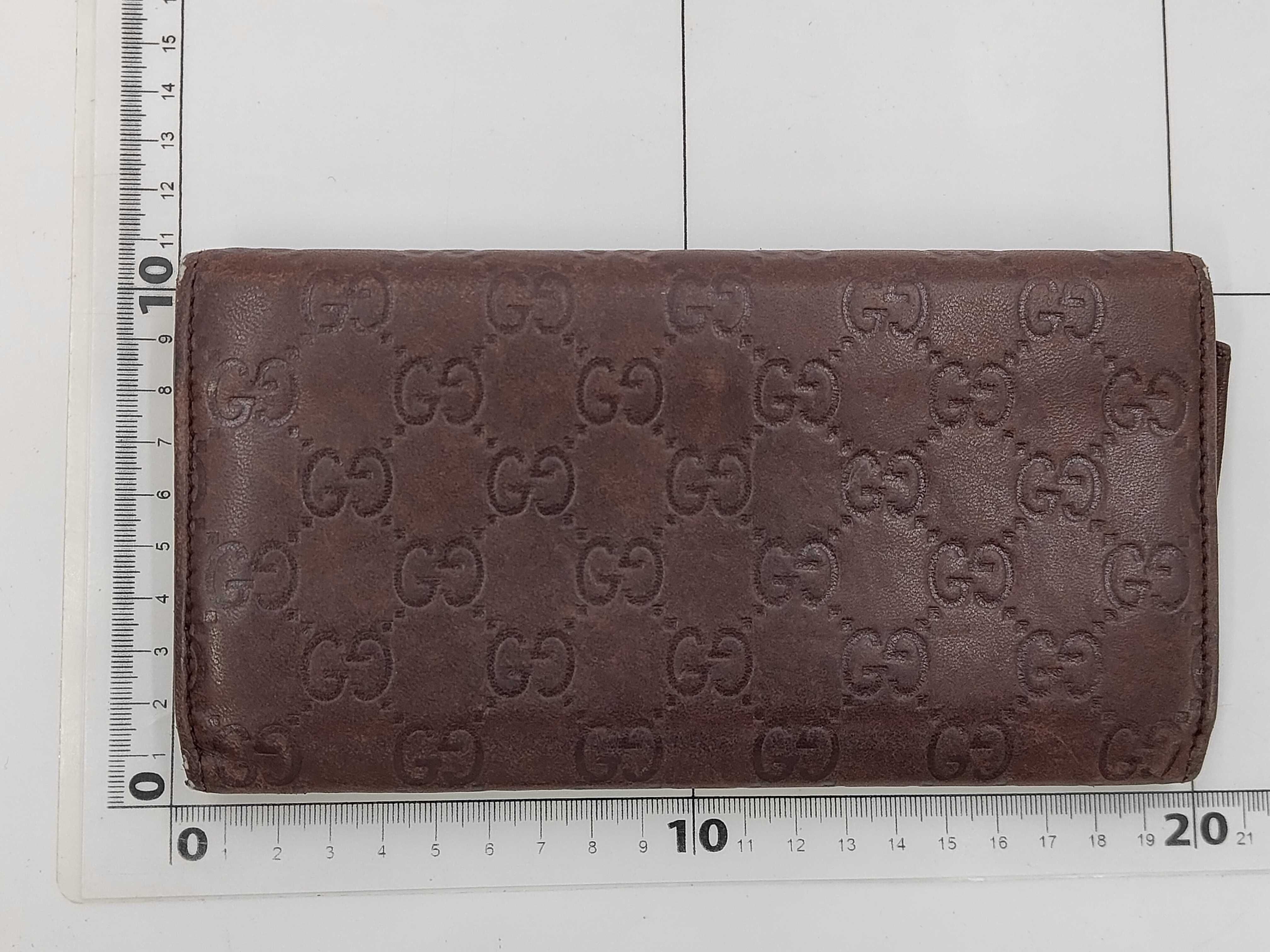 wallet — view 2