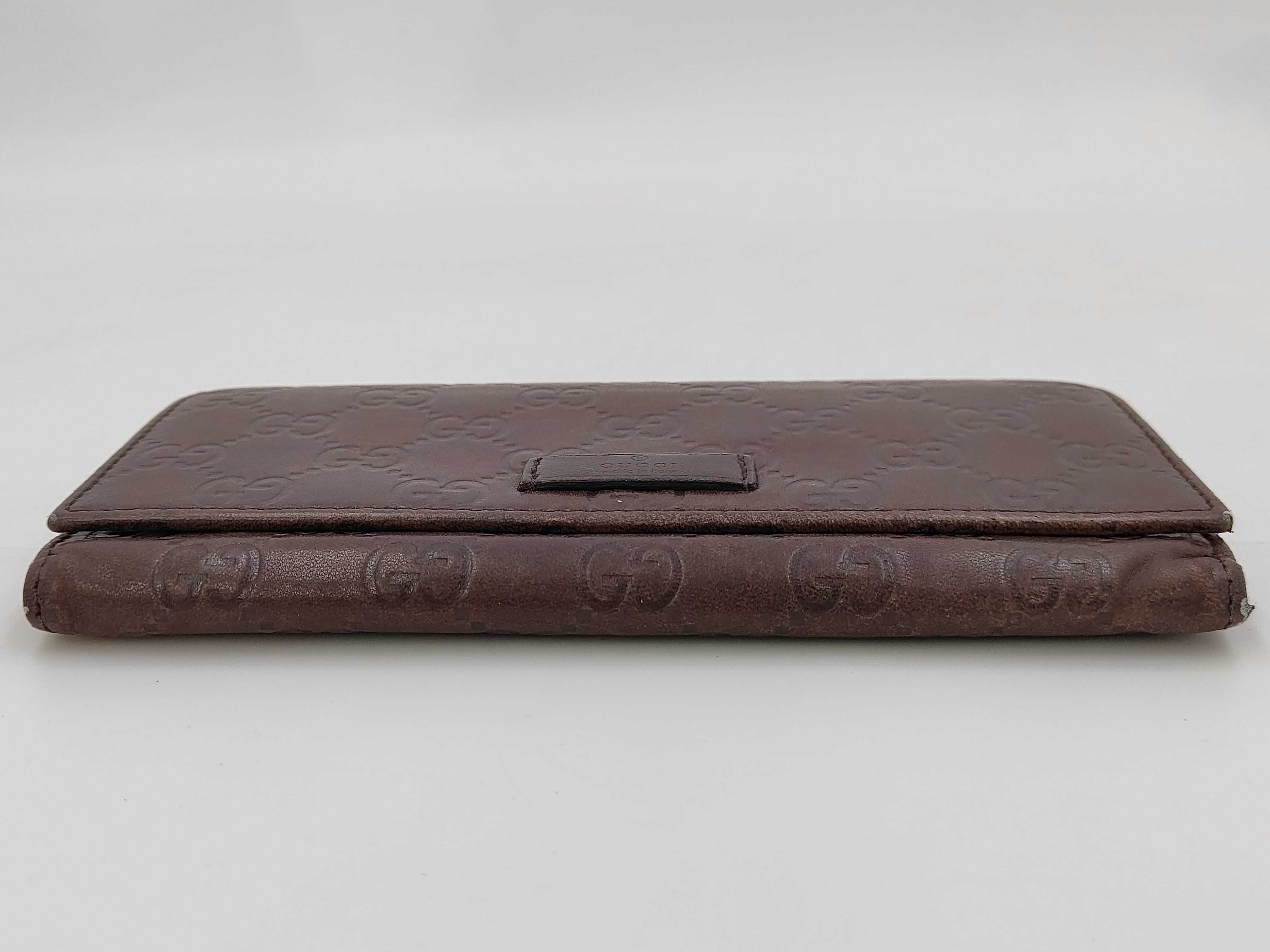 wallet — view 3