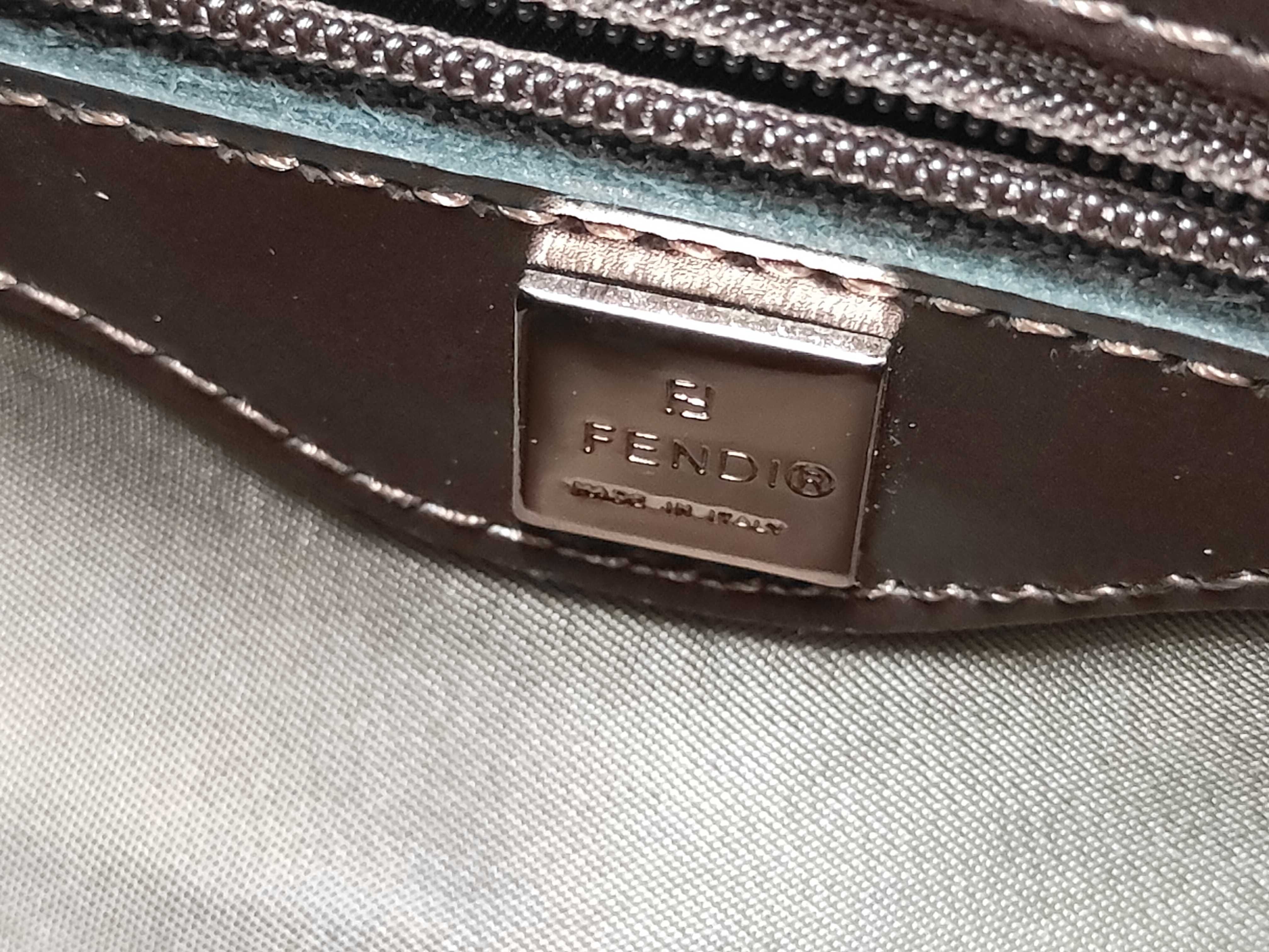 Baguette Bag Shoulder Bag — view 10