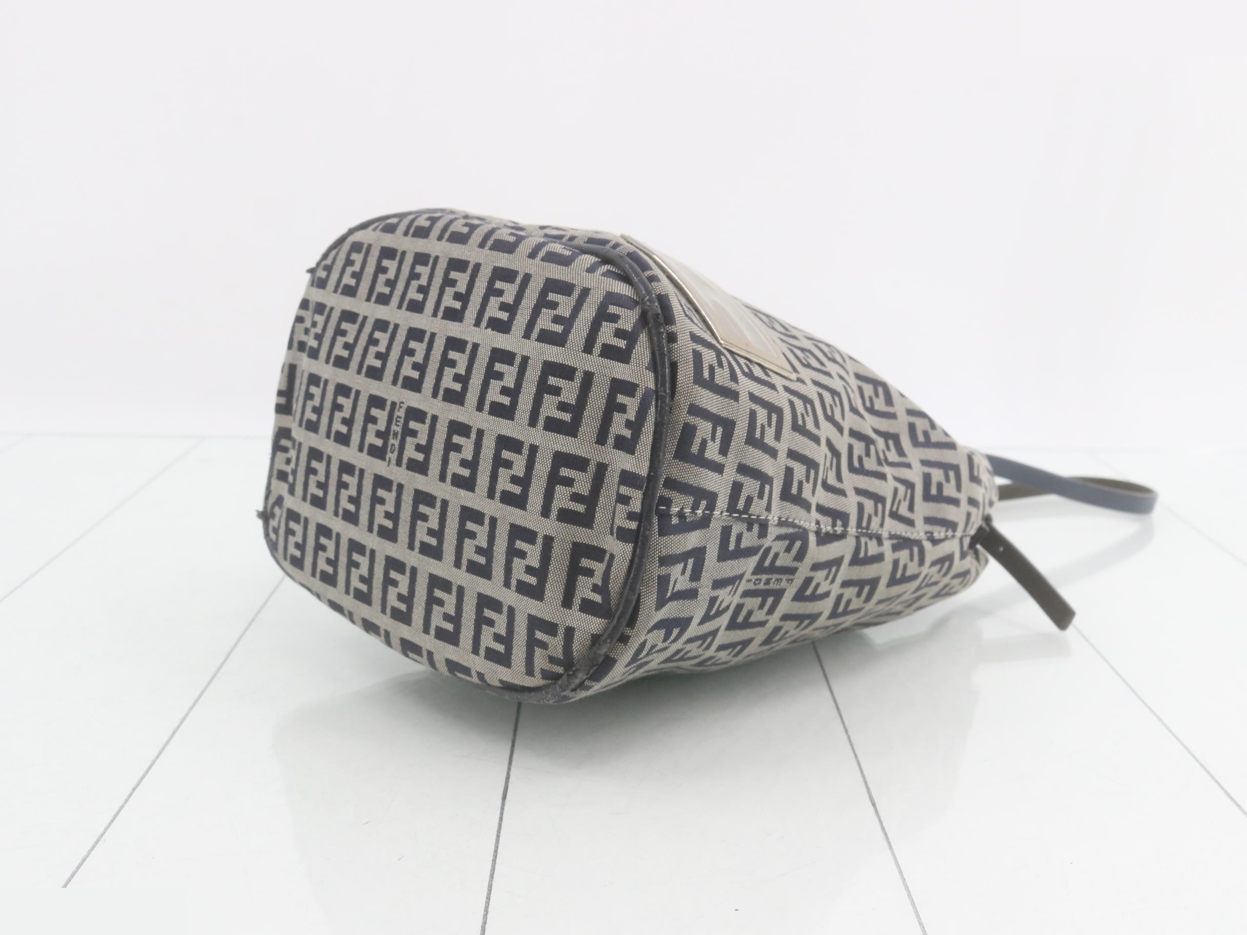 Zucchino One-Shoulder Bag — view 6