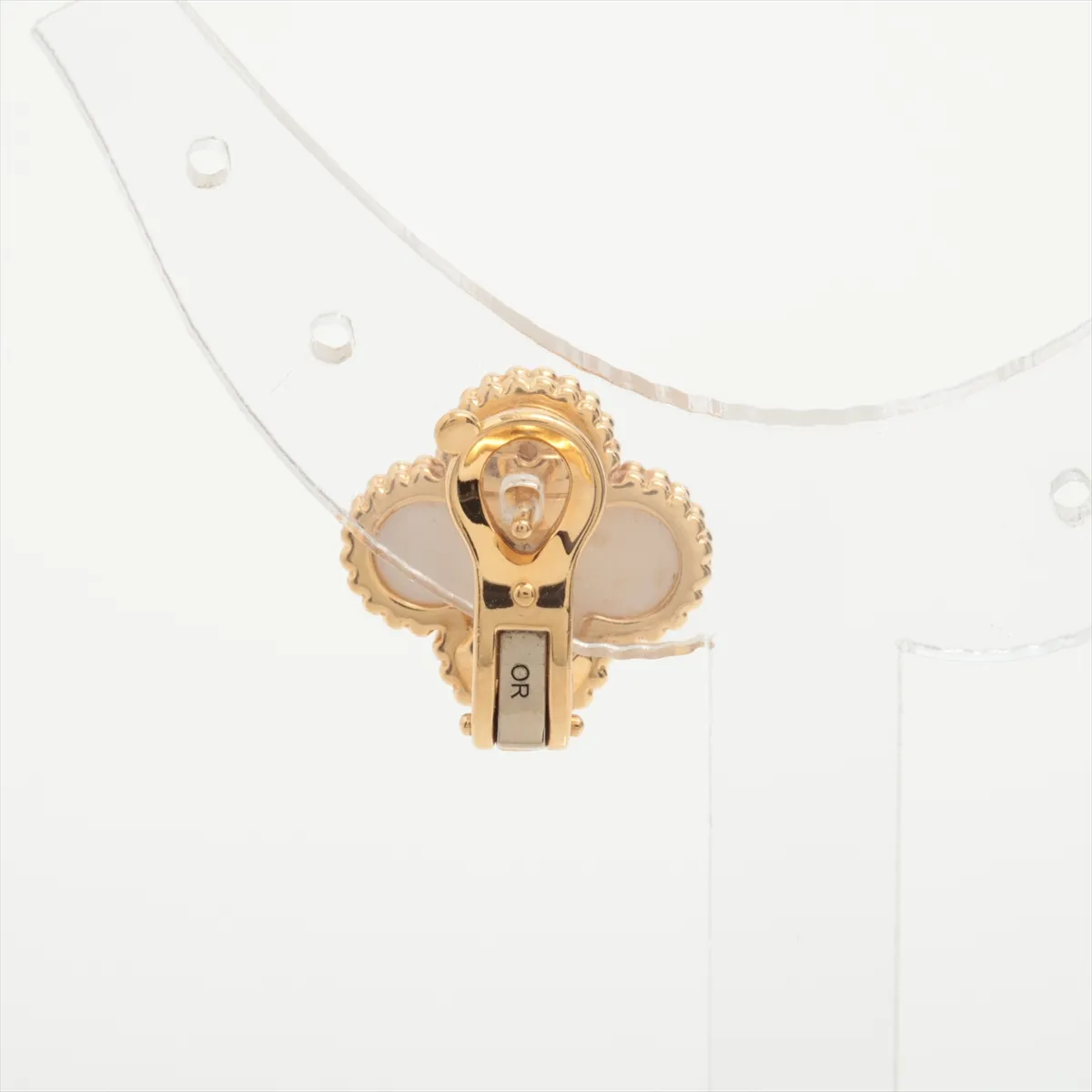 Vintage Alhambra Shell Earring, 750 (Yellow Gold), 3.8g, JF149398, — view 2