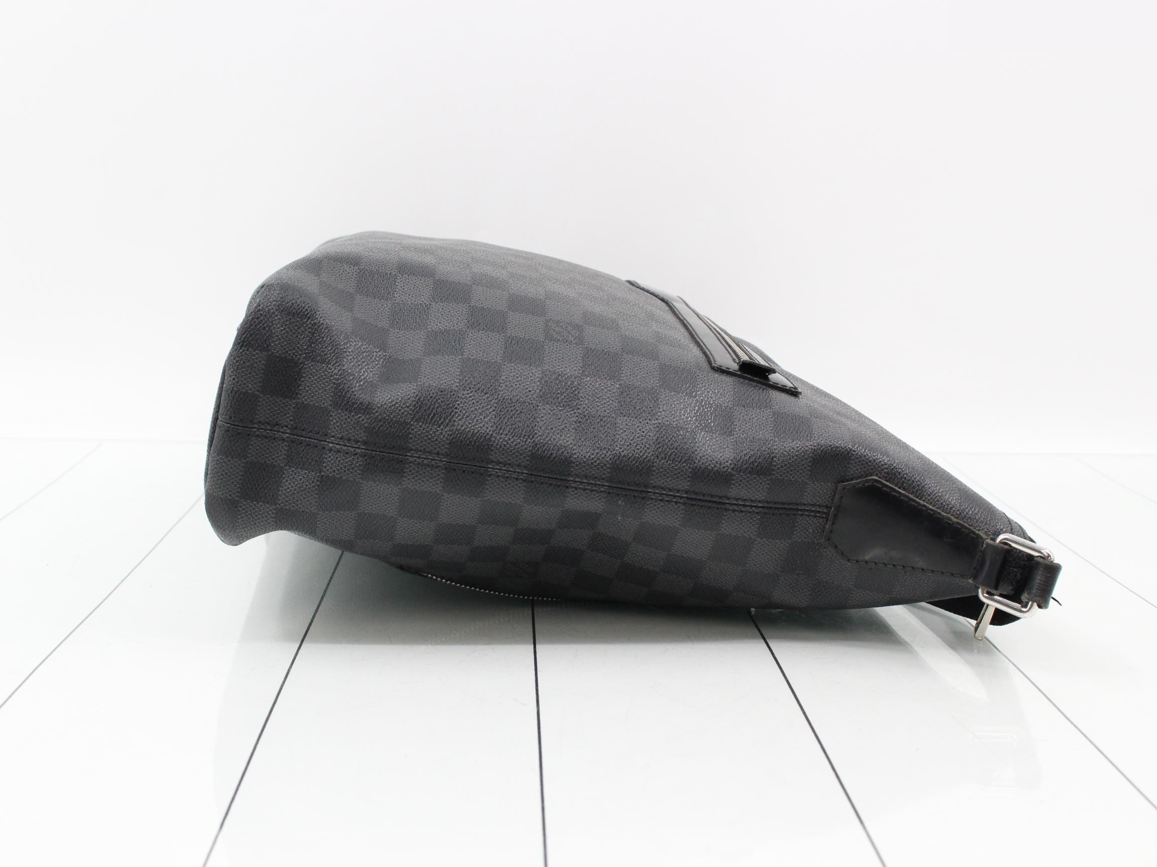 Mic MM Shoulder Bag — view 3