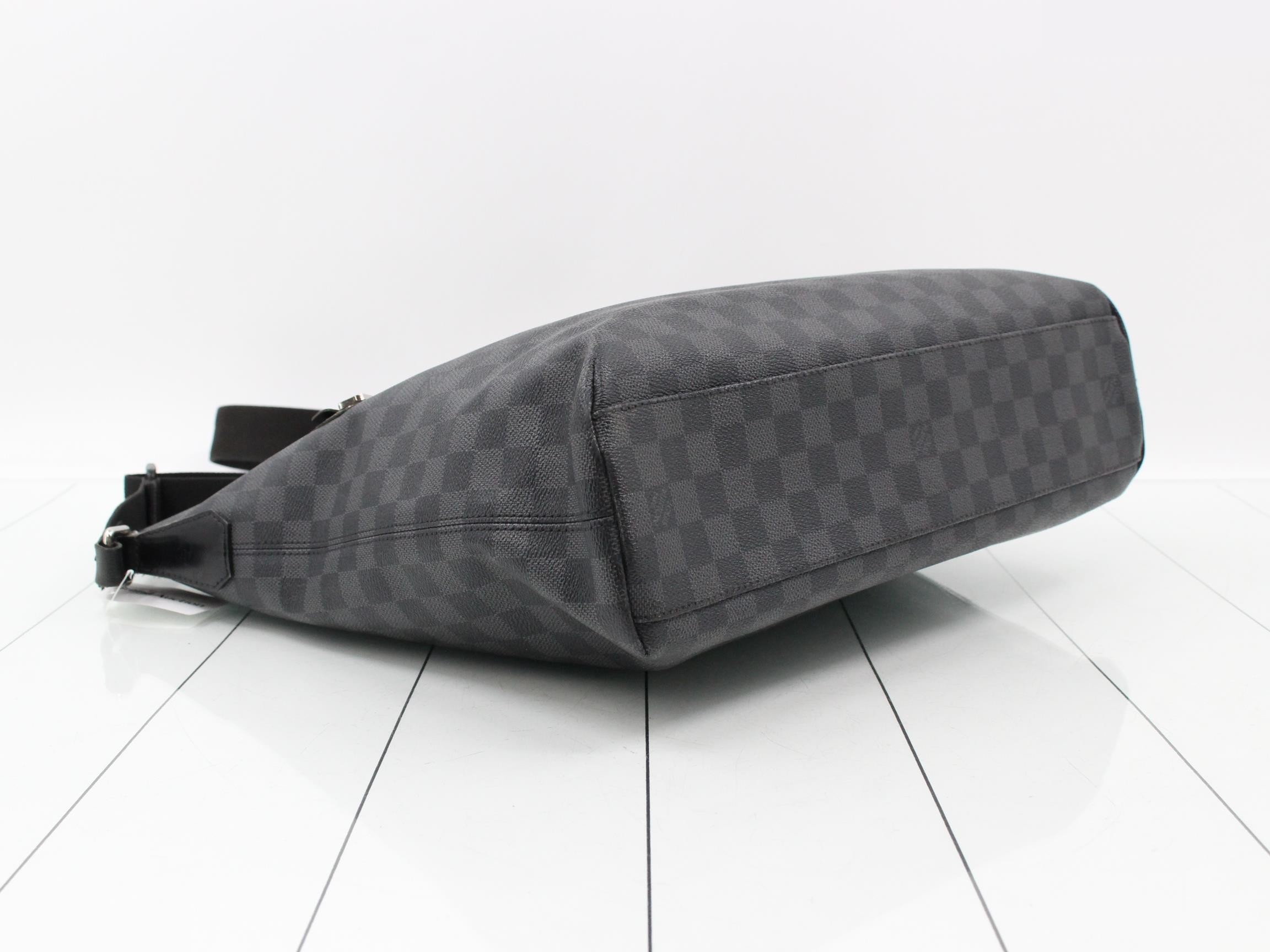 Mic MM Shoulder Bag — view 5