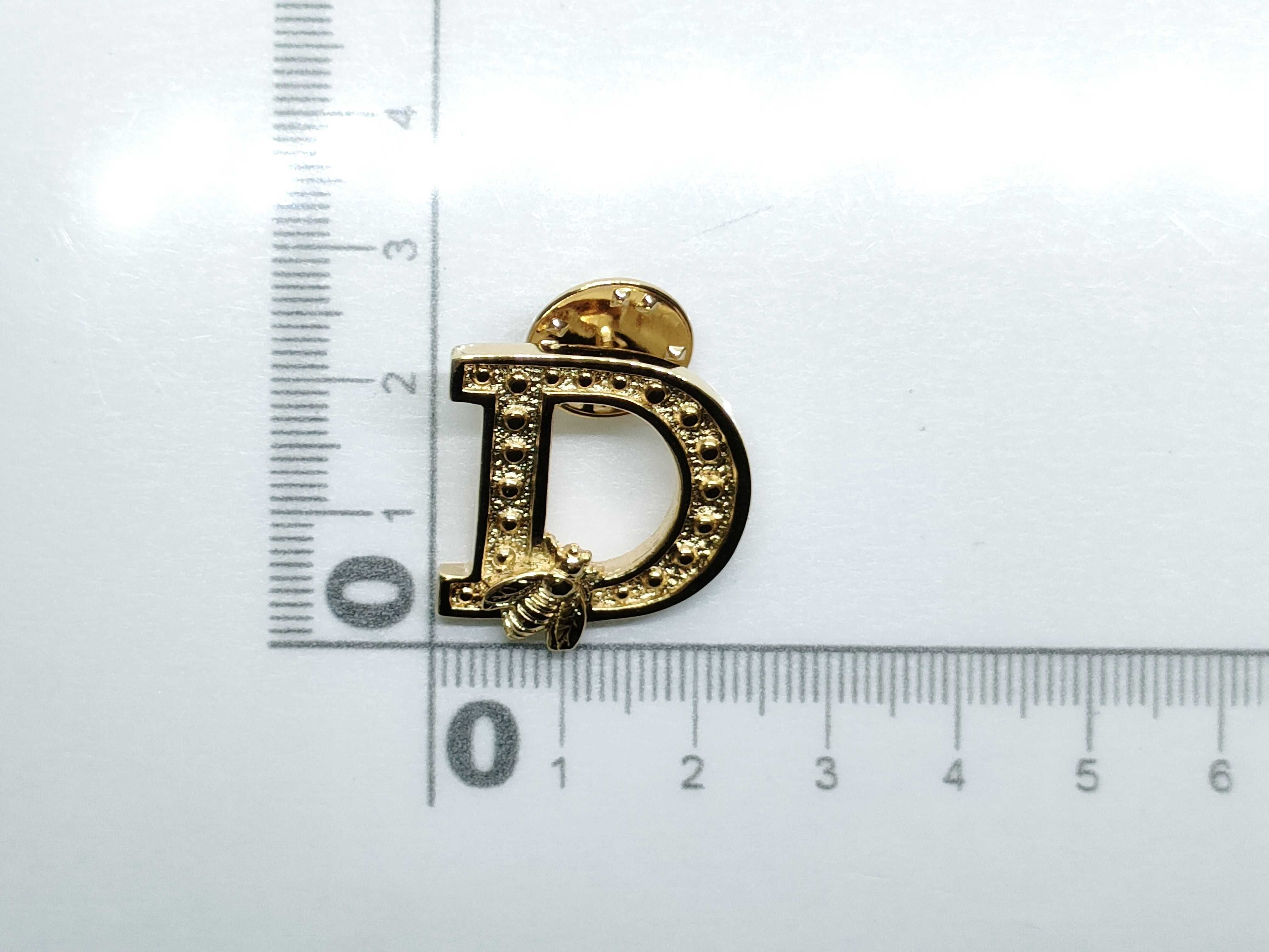 pin brooch — view 5