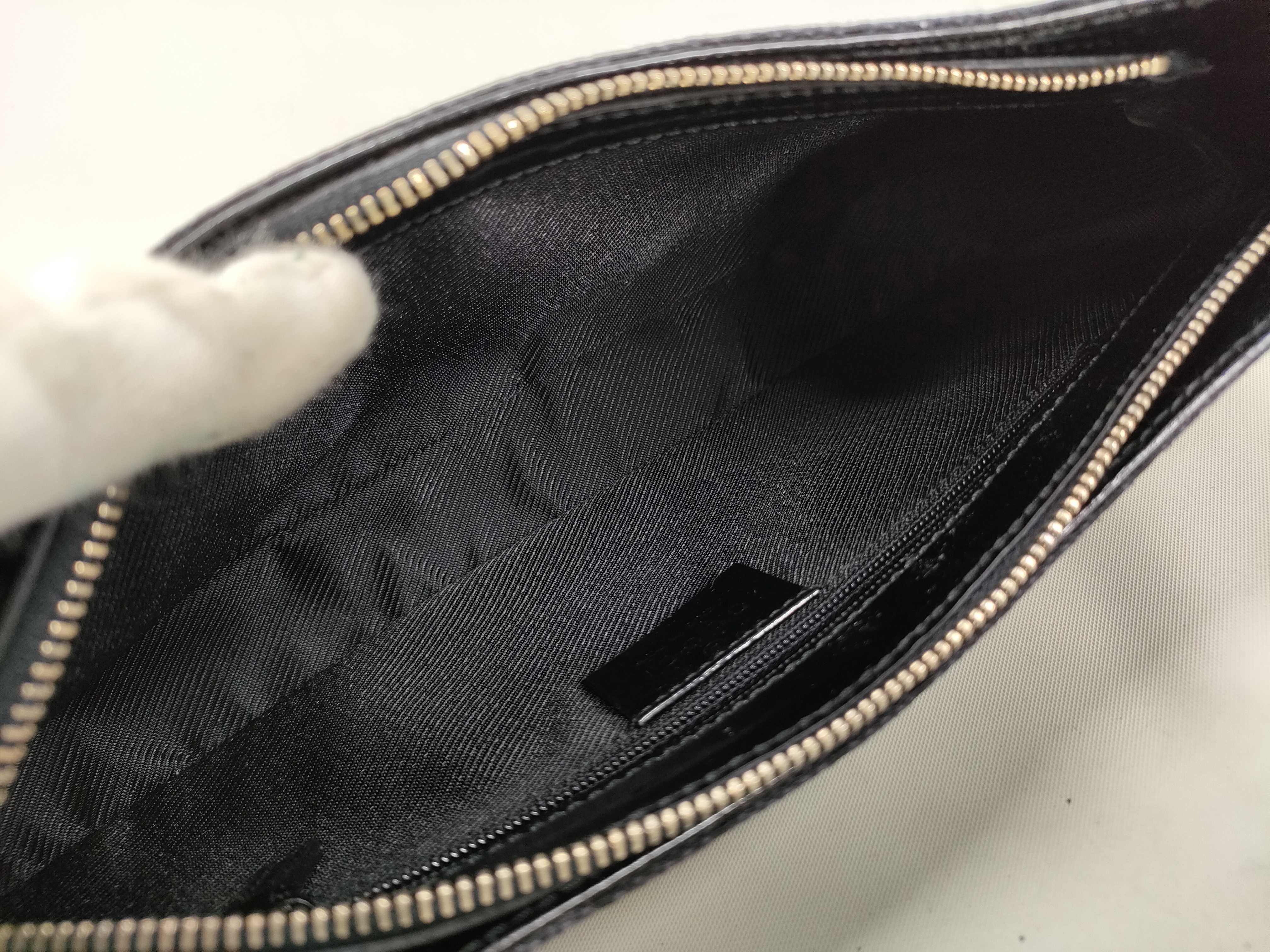 GG Canvas Handbag, Semi-Shoulder Bag, Black and Gold Shoulder Bag — view 9