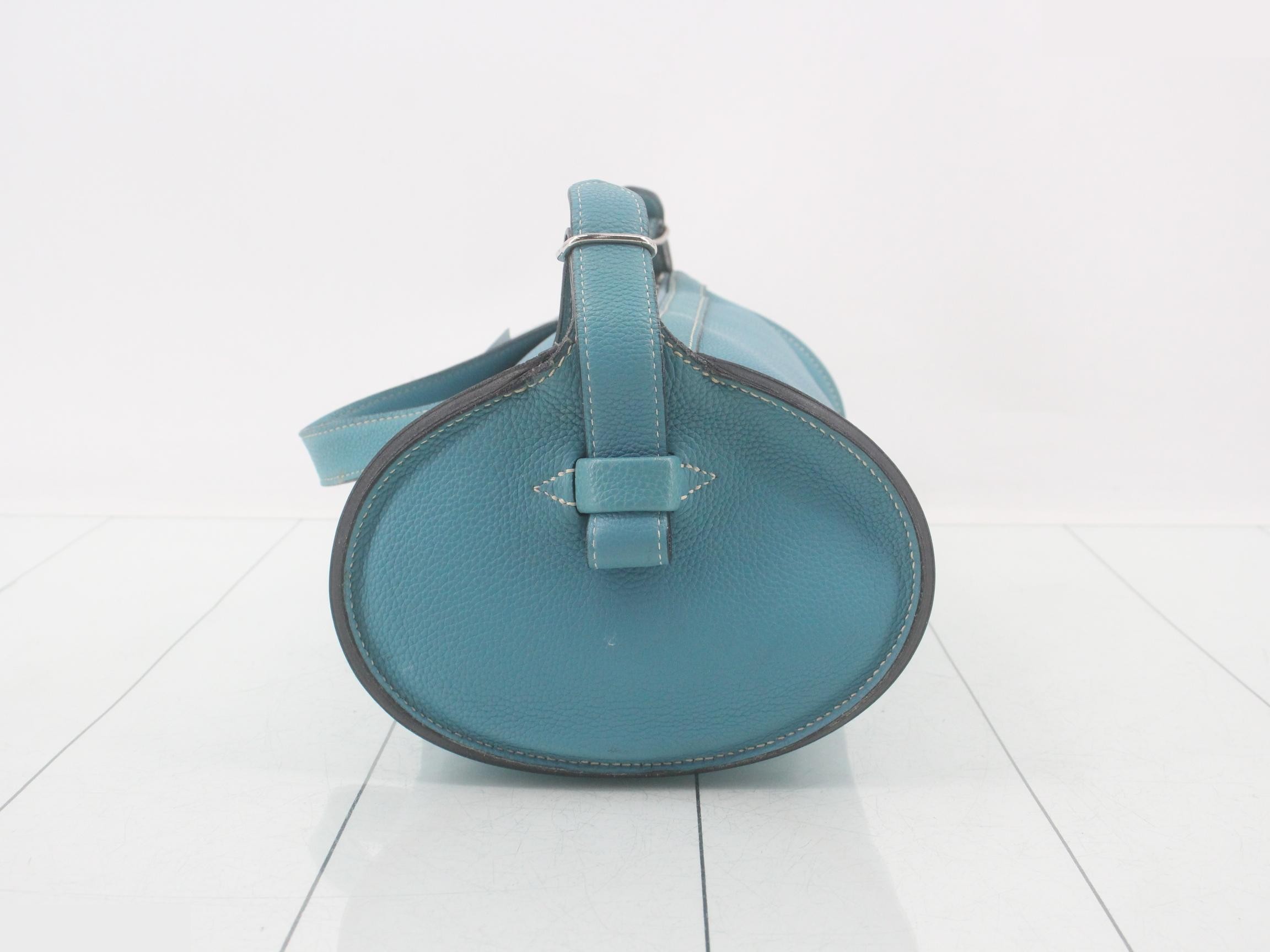 Doremi Shoulder Bag, Leather, Blue, F Stamp — view 3