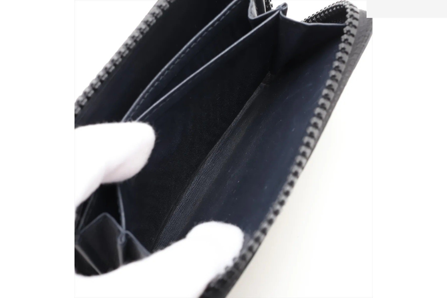 GG Blooms 410220 Leather Coin Case — view 6