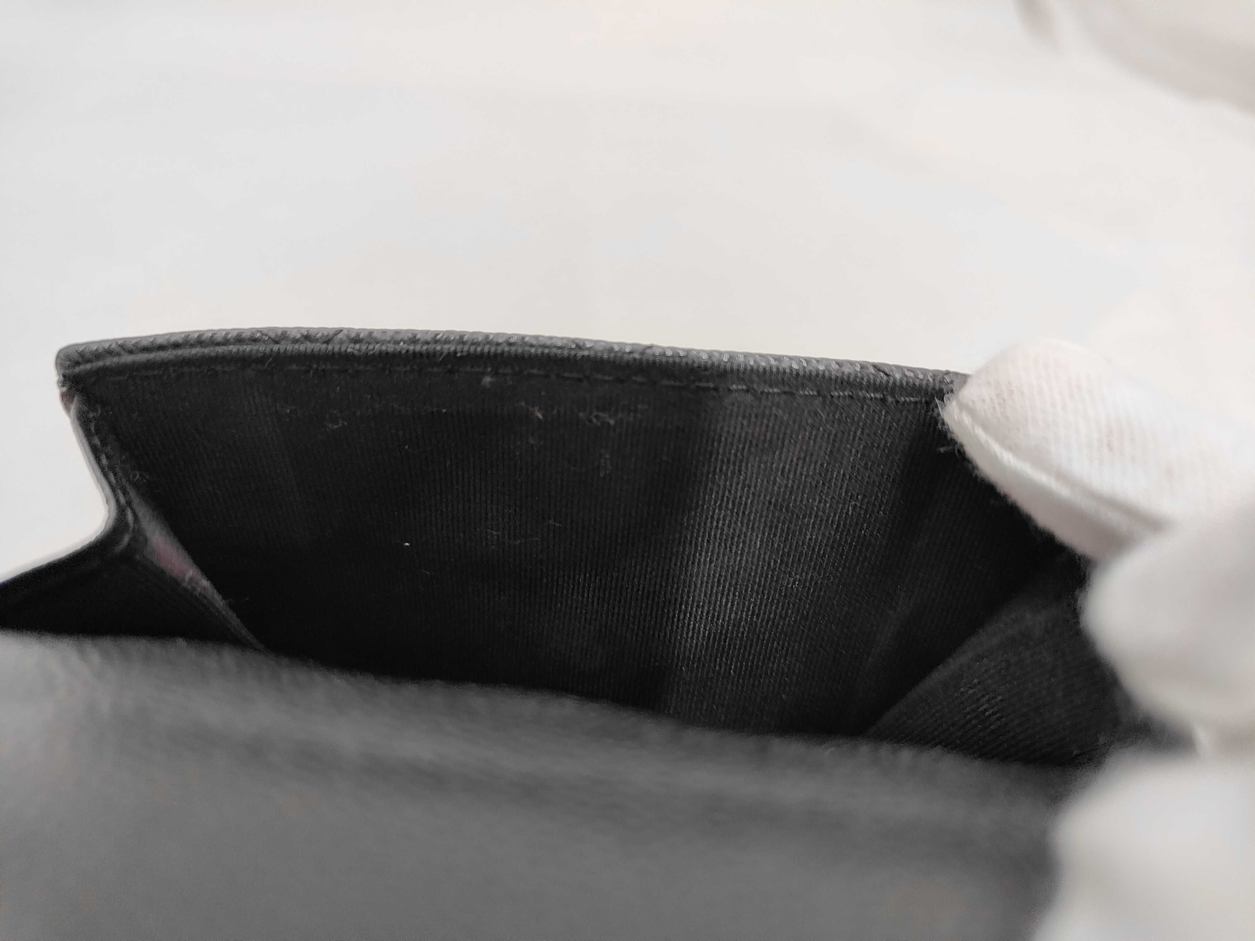 Compact Wallet Caviar Leather Wallet — view 7